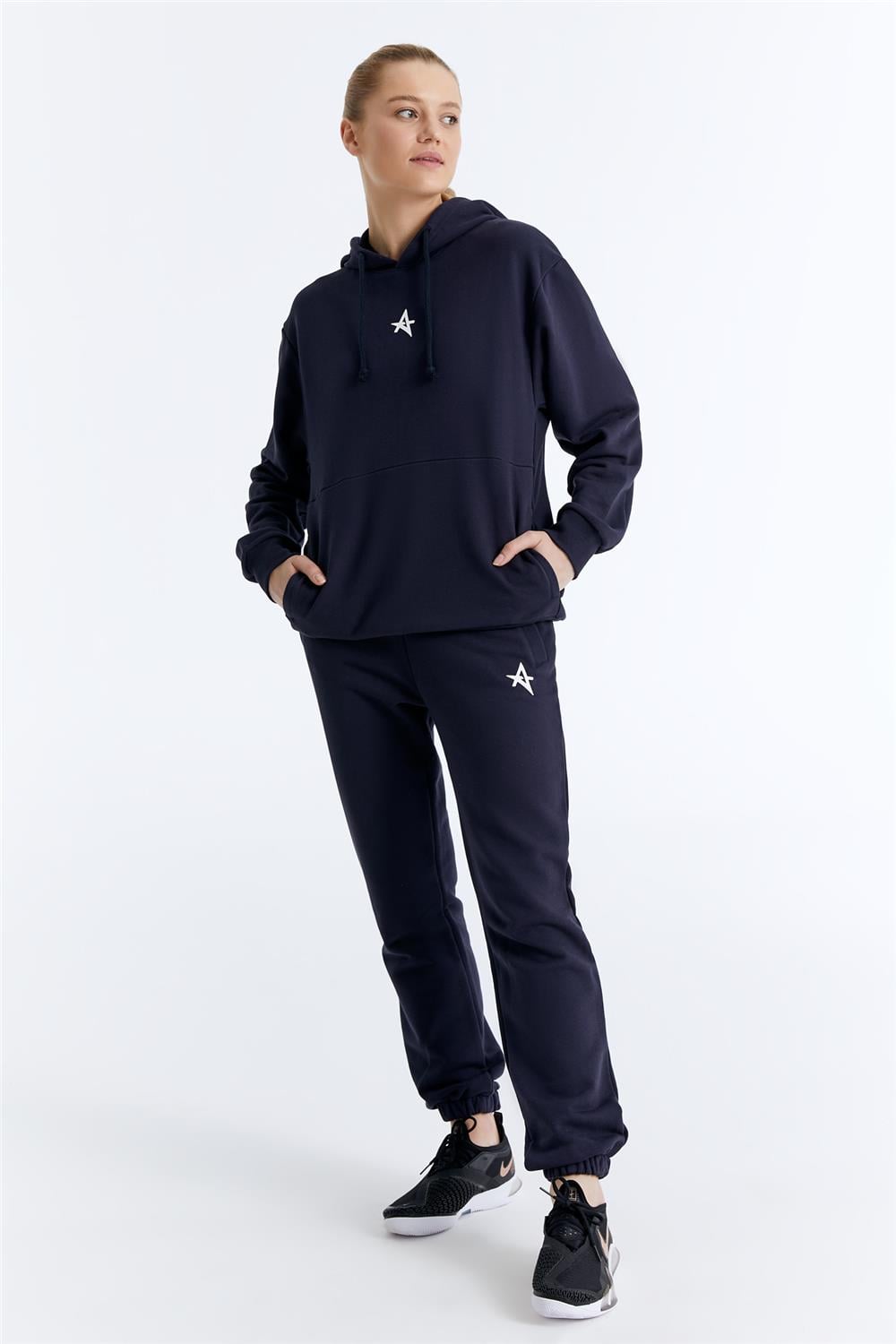 ED 7737-19 Coach Normal Belli Kadın Jogger'ı Lacivert
