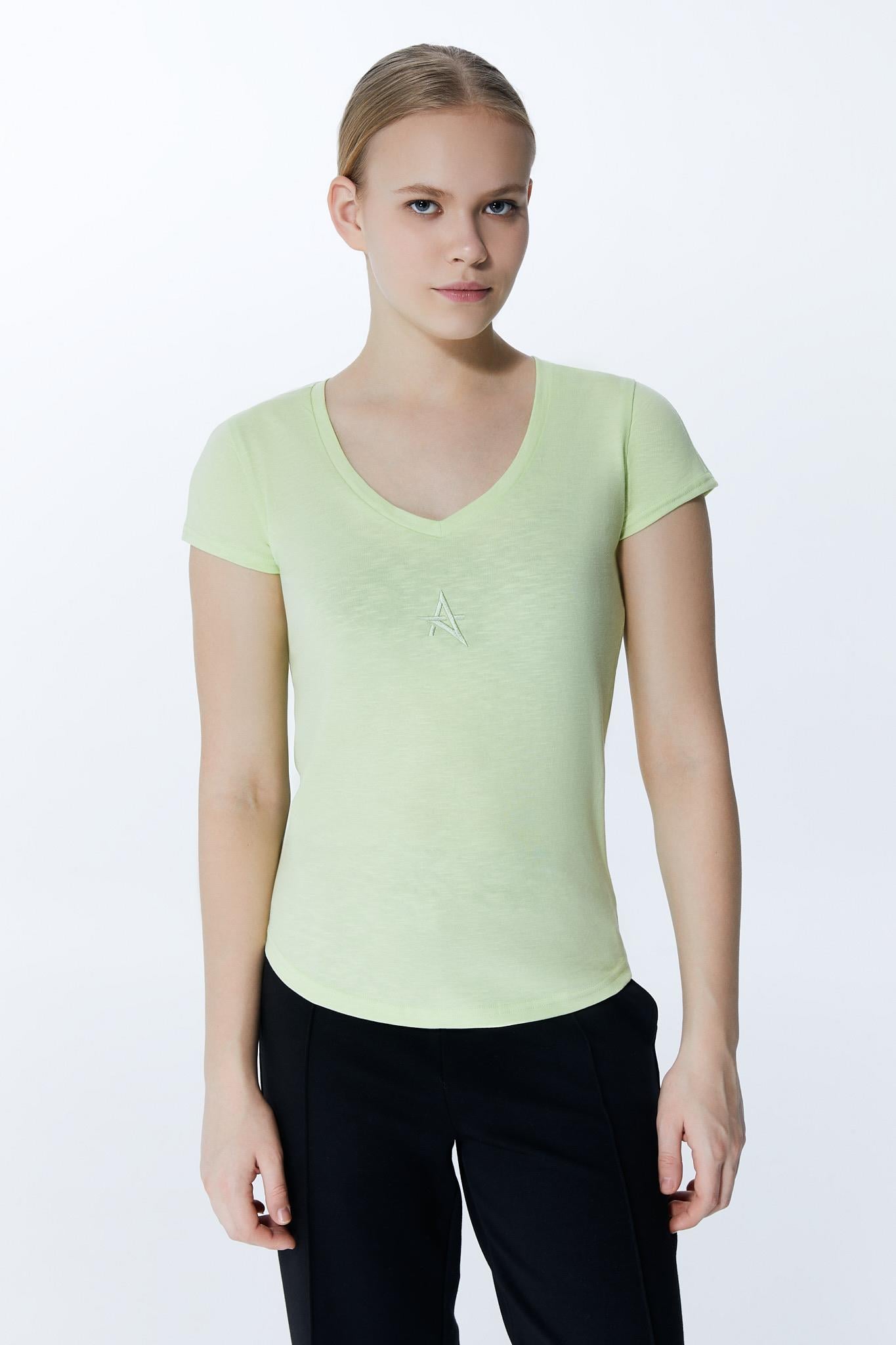 ED 2314-21  Maria - T-shirt - Lime
