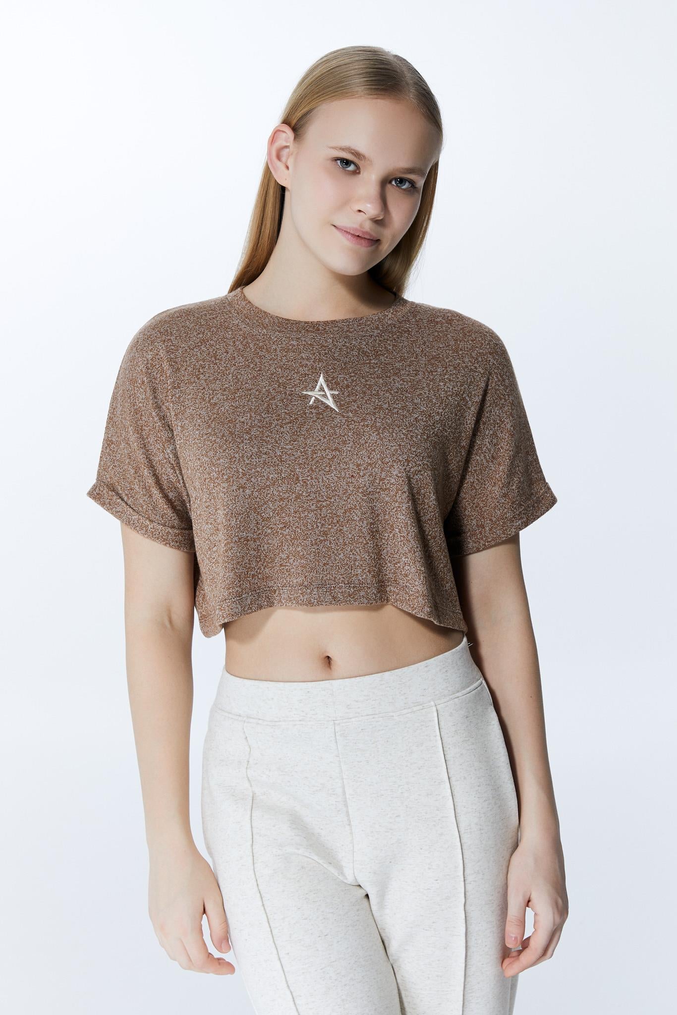 ED2307-03 Victoria Crop Tişört Kahve 