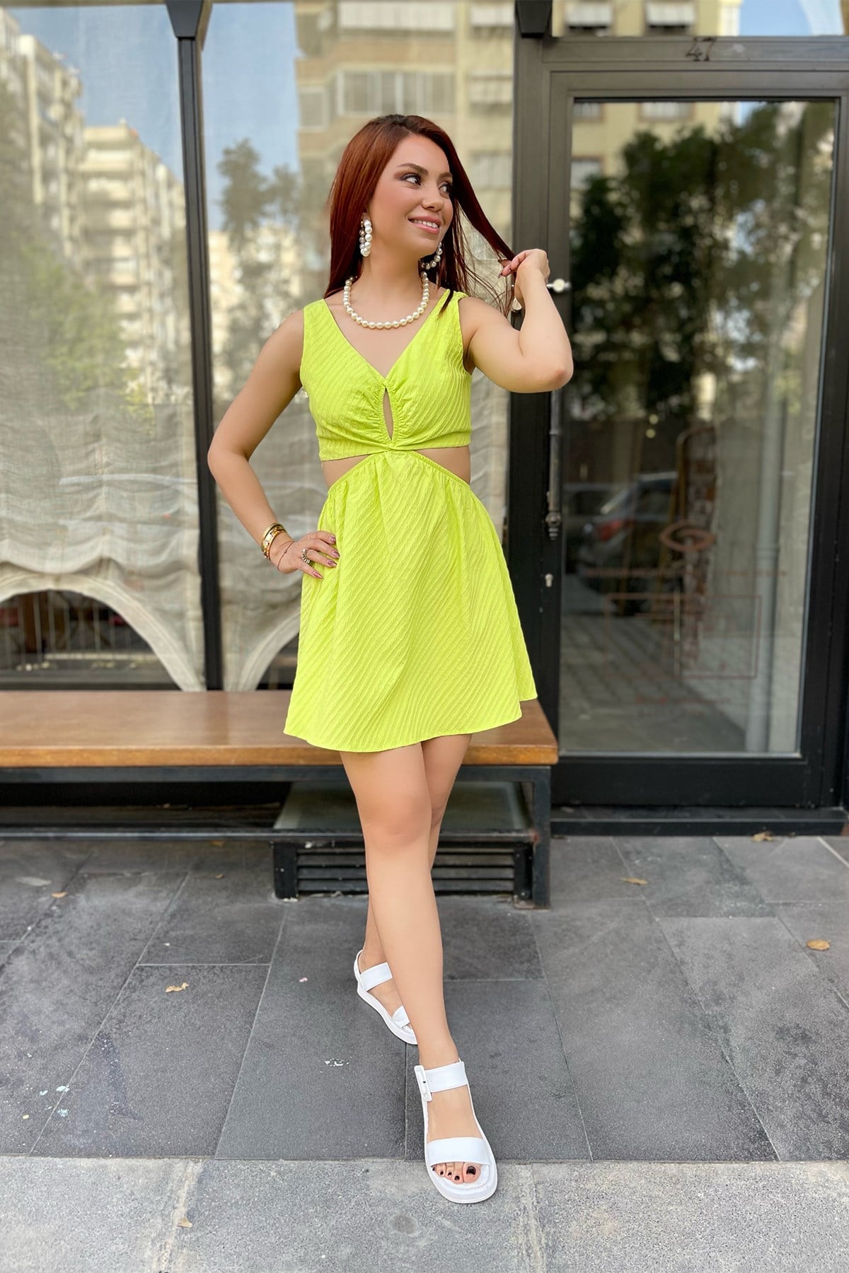  Neon Yeşil Bel Dekolteli Mini Elbise