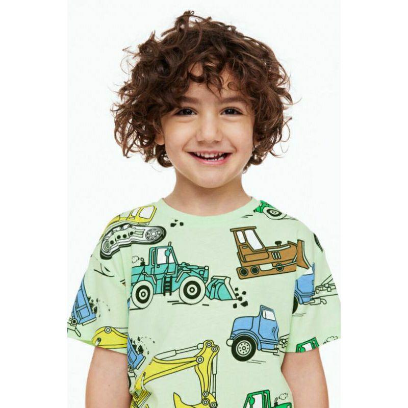 10028 Kids Yeşil Araba Desenli Tshirt 1/2-8/10 Yaş