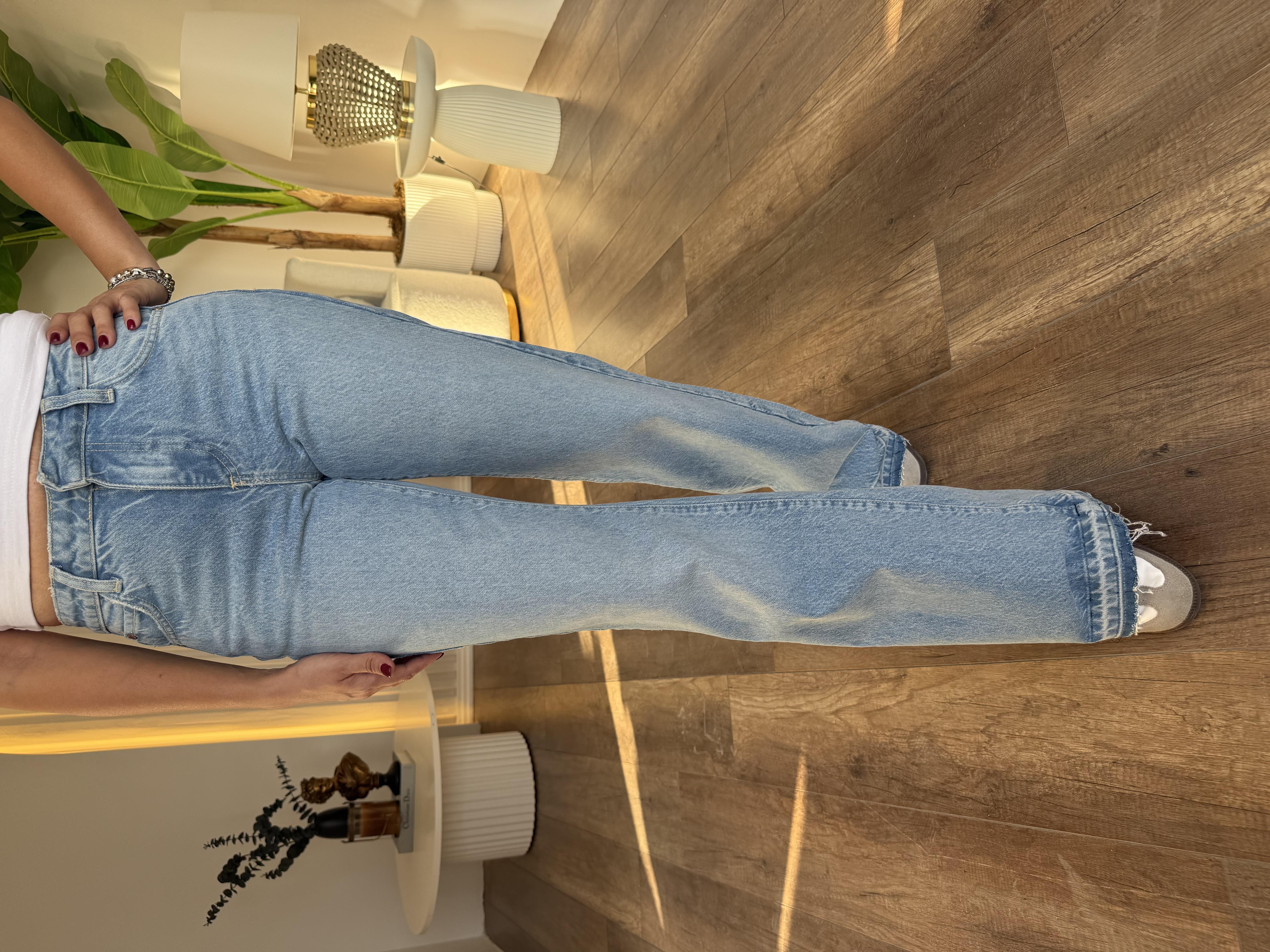 10652 Orj Marka Paça Detaylı Jean
