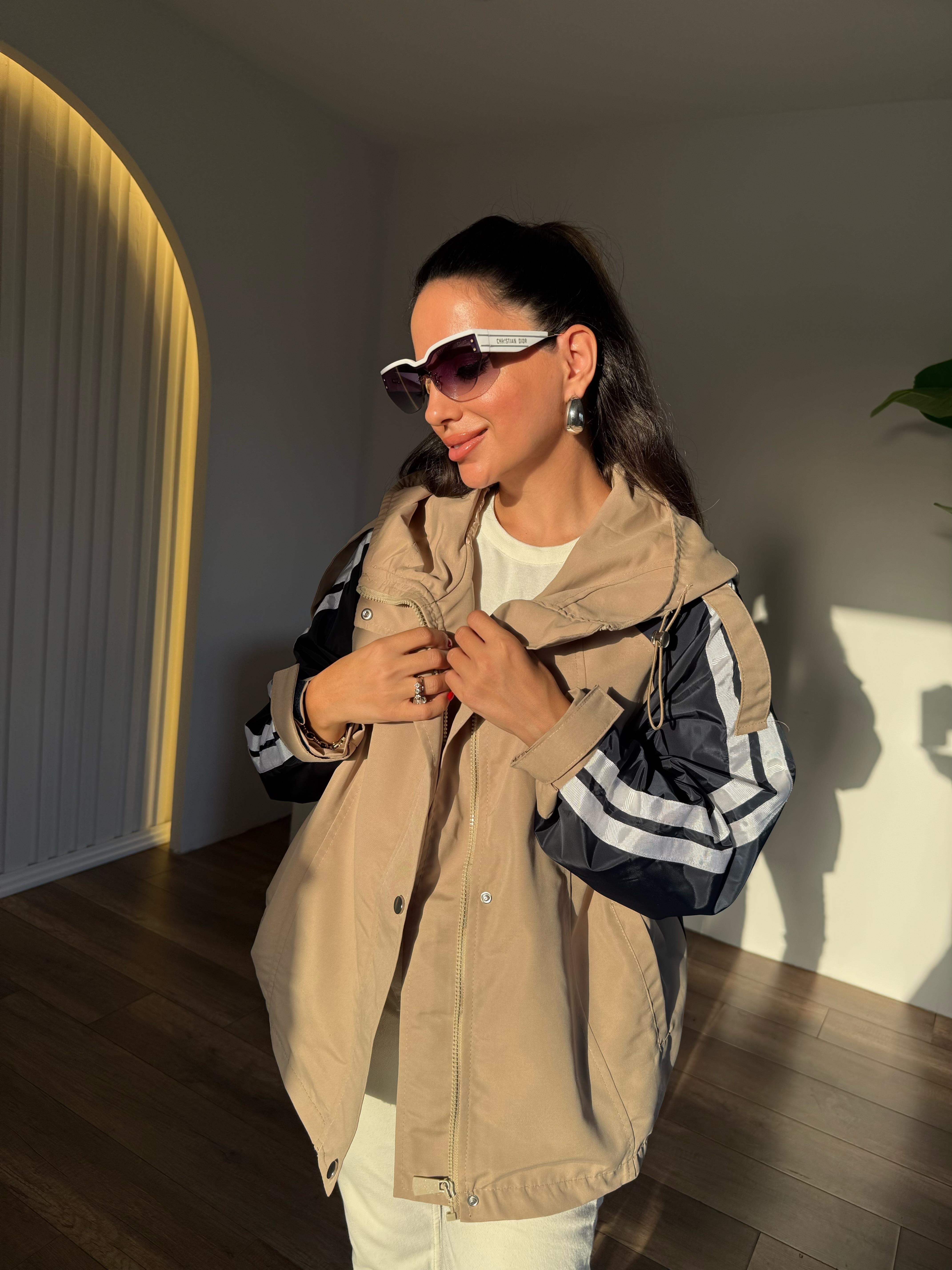 10697 Bej Lacivert Detaylı Ceket