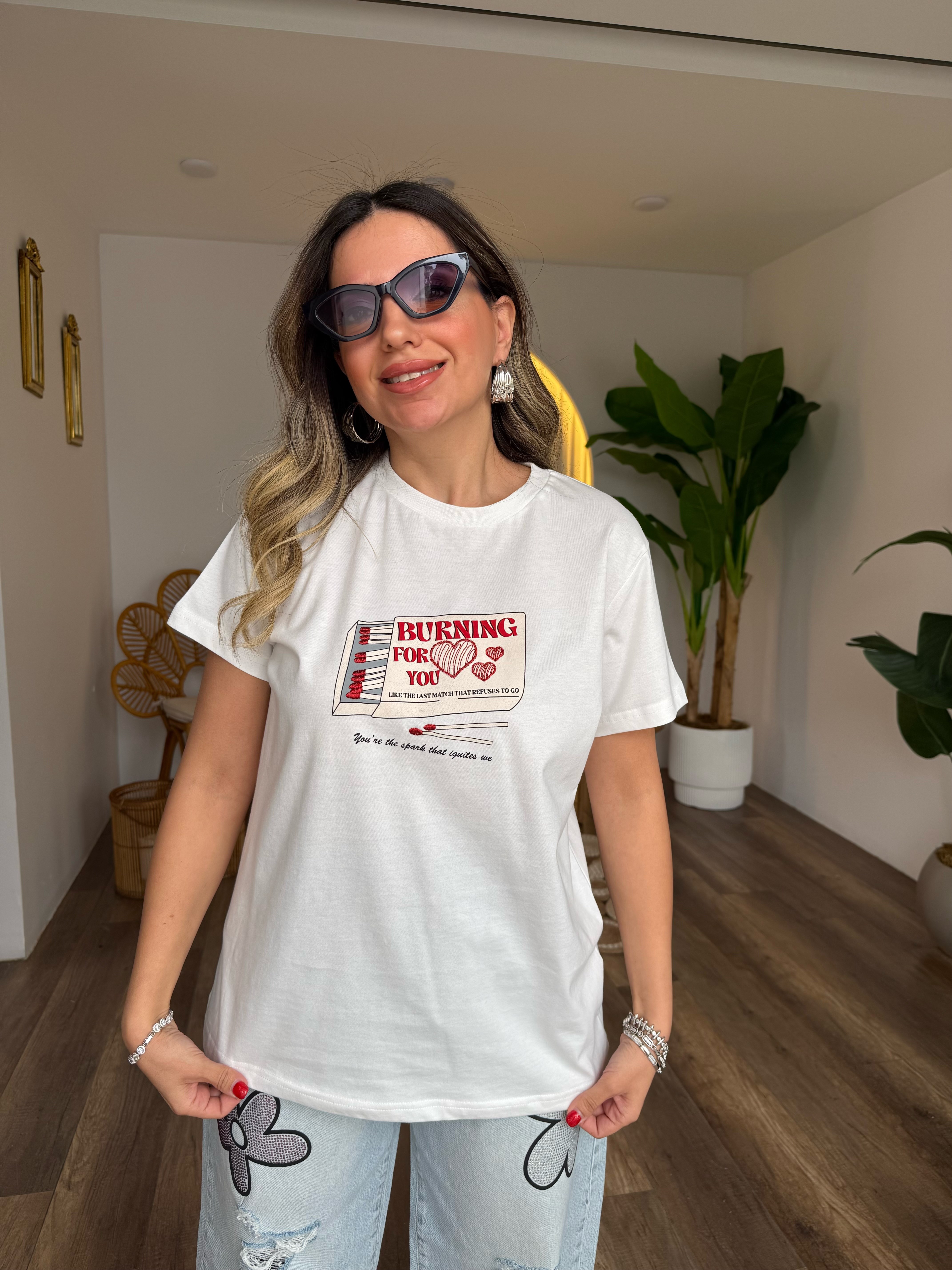 11447 Burning For You Baskılı Tshirt