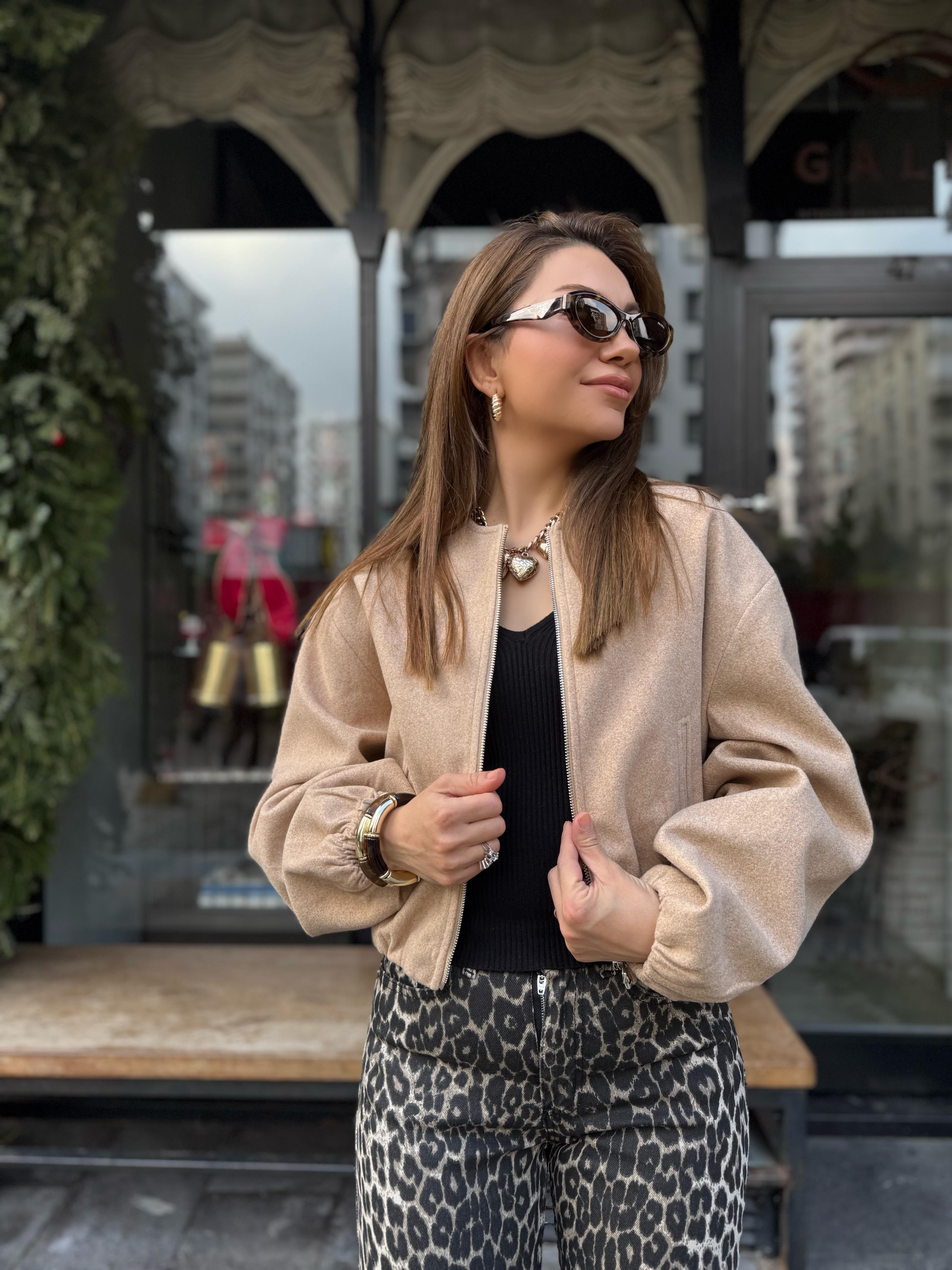 9108 Bej Kaşe Bomber Ceket