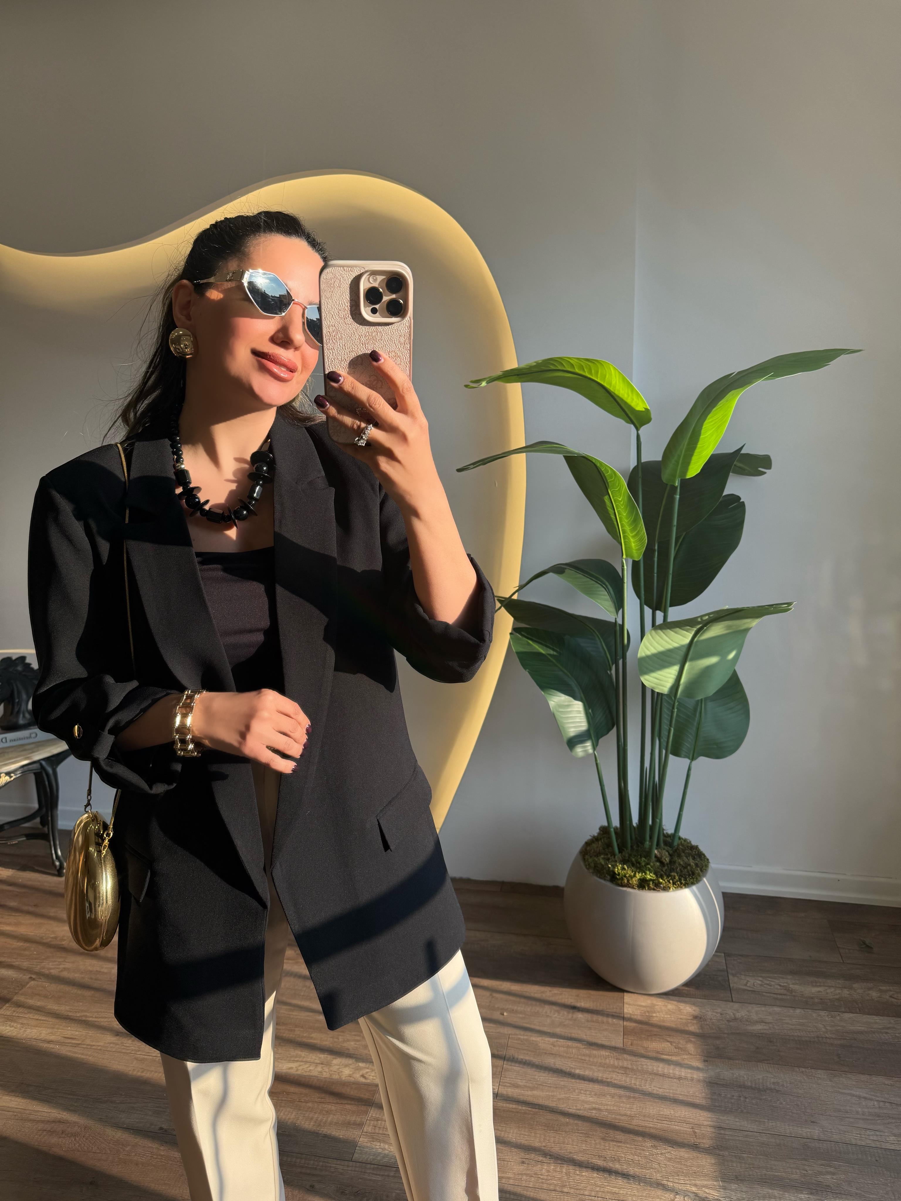 9339 Kolu Gold Düğme Detaylı Blazer Ceket