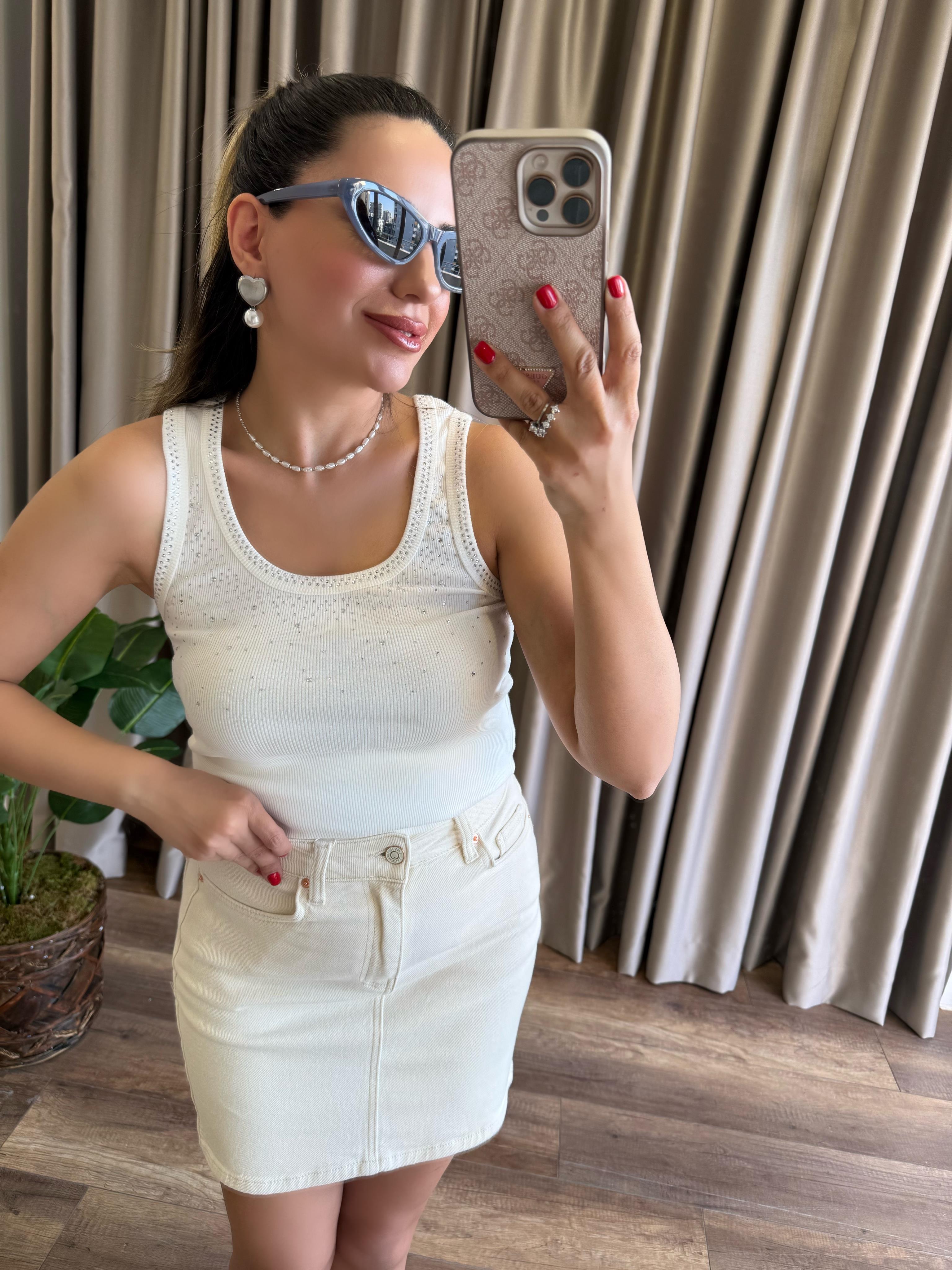 9516 Önü Taşlı Kalın Askılı Atlet Bluz