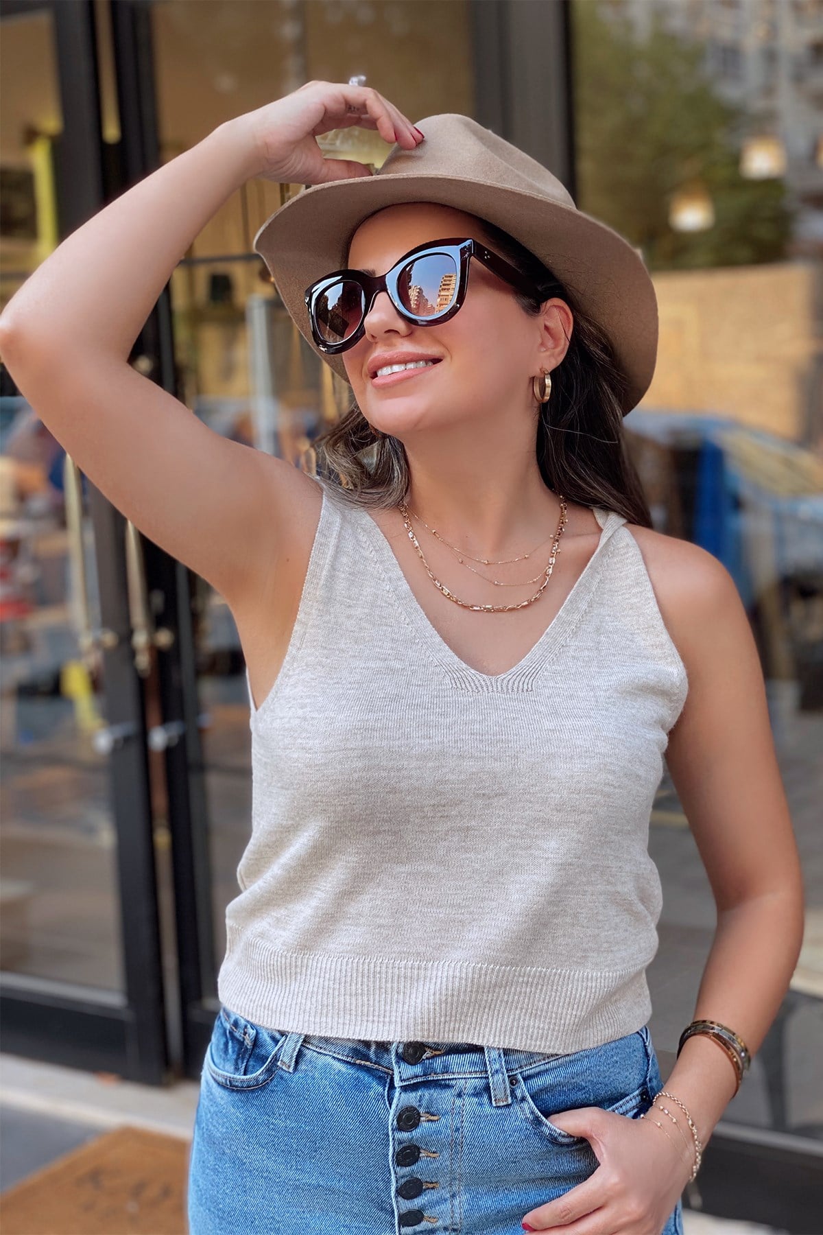 Bej  Askılı Triko Bluz