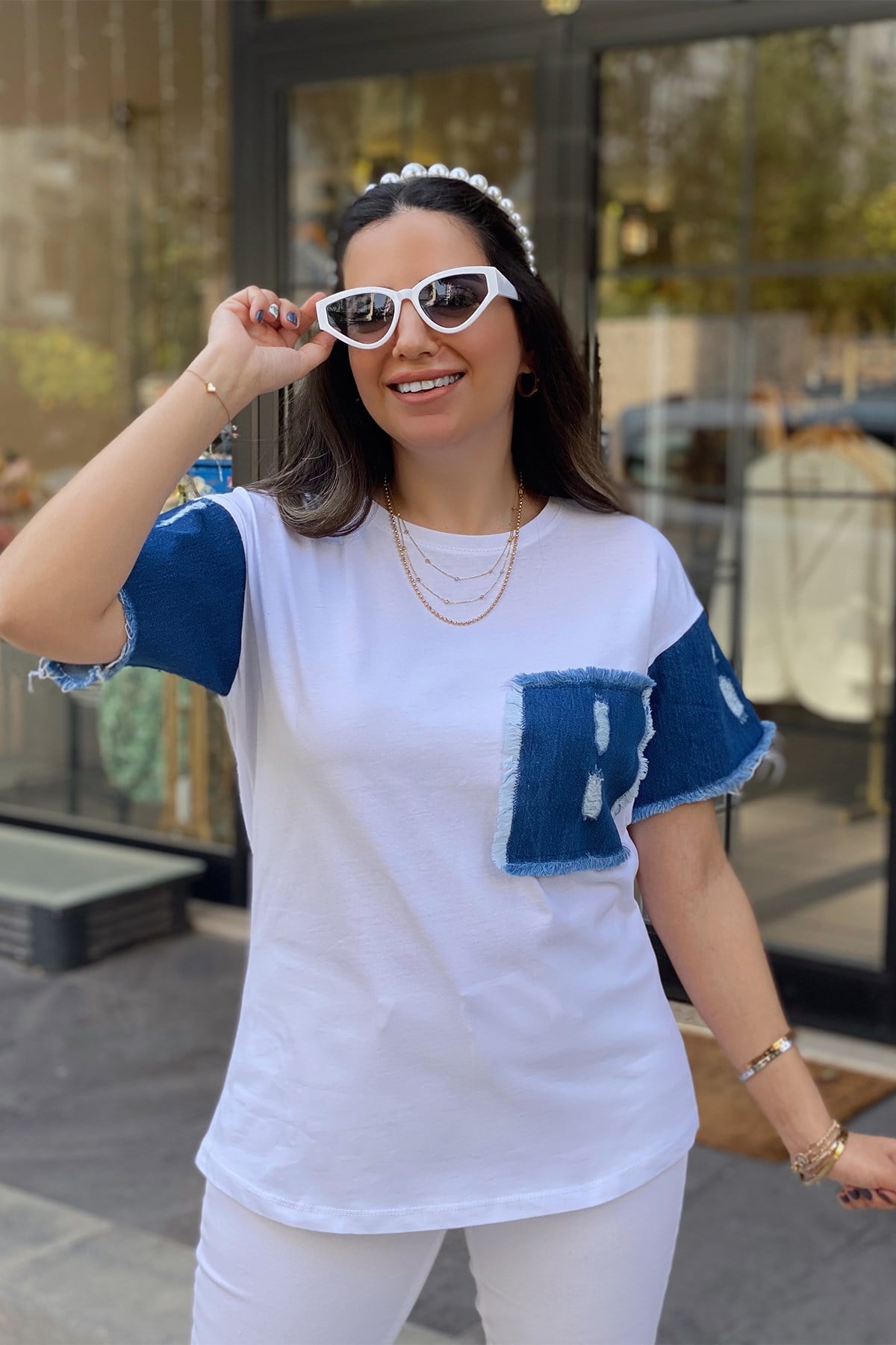 Beyaz Kolları Kot Detaylı Tshirt