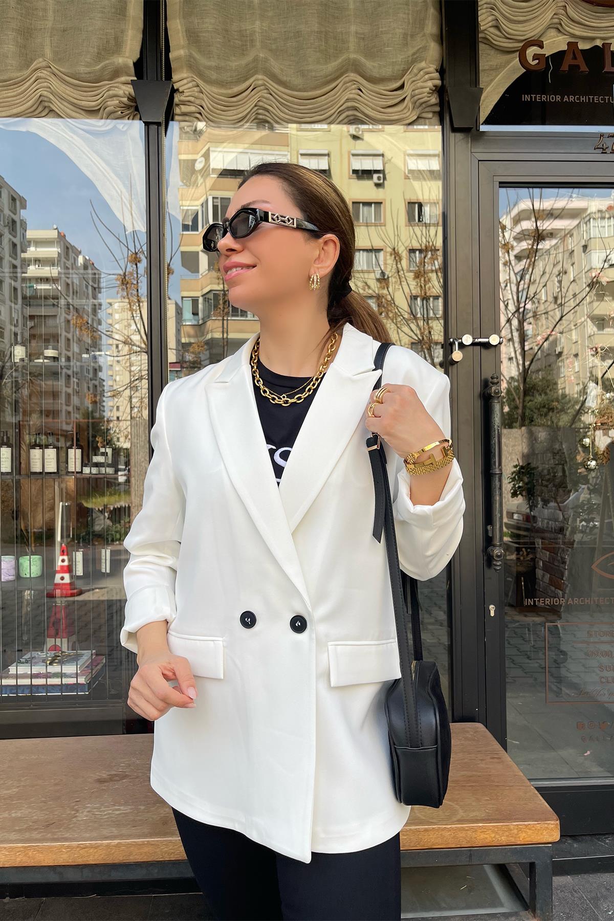 Beyaz Kruvaze Blazer Ceket
