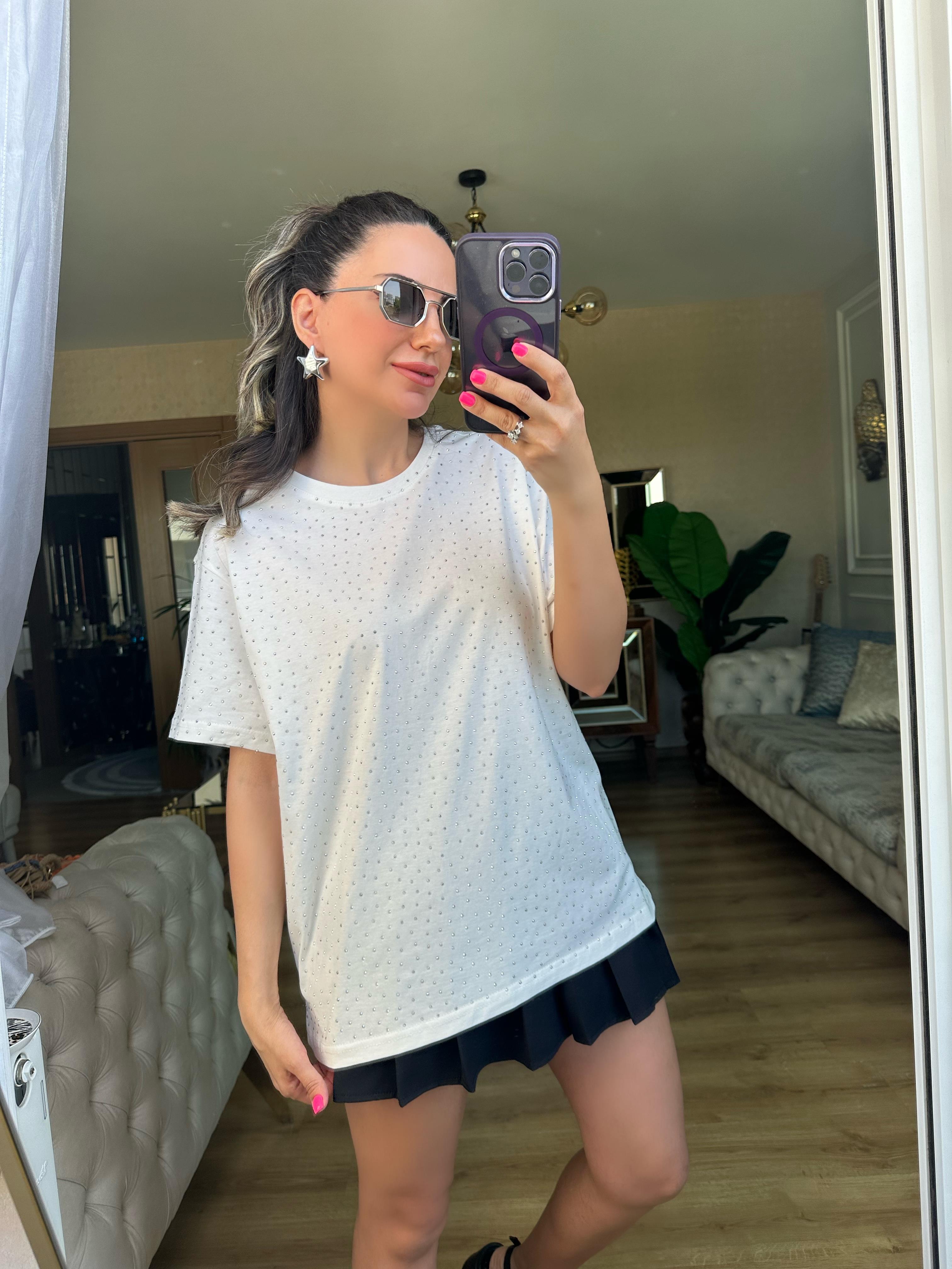 Beyaz Taşlı Tshirt