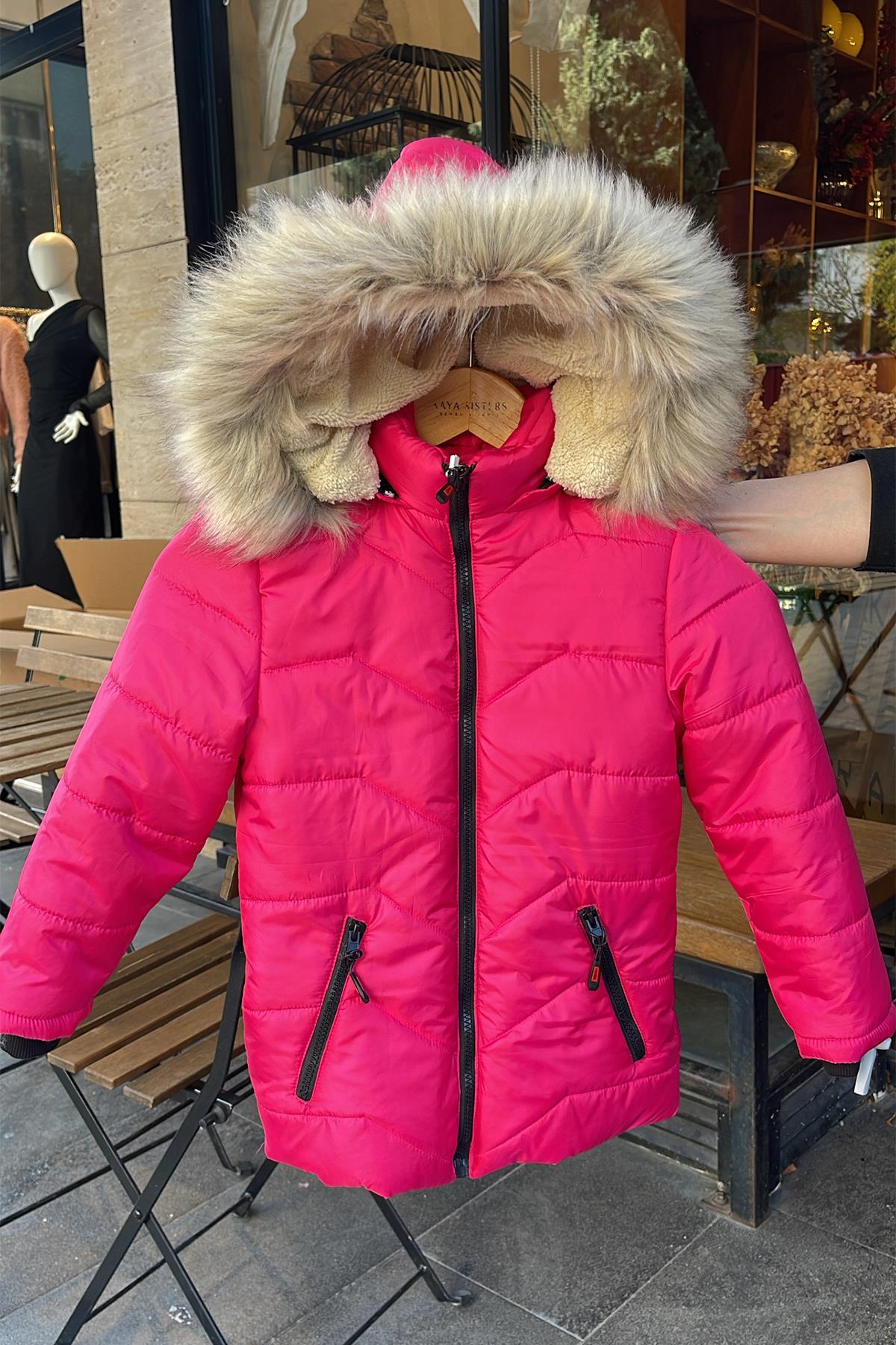 Kids Kapşonlu Kürklü Şişme Mont