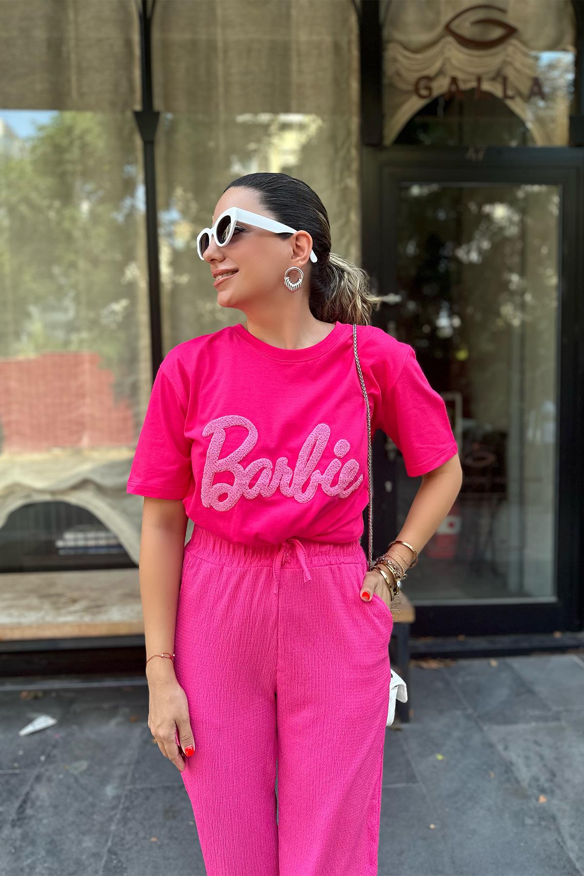 Koyu Pembe Barbie İşlemeli Tshirt