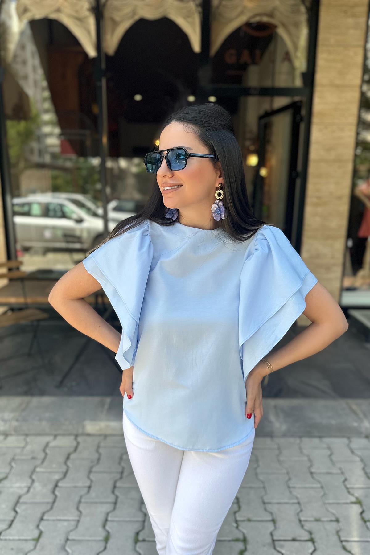 Mavi Kolları Volanlı Poplin Bluz