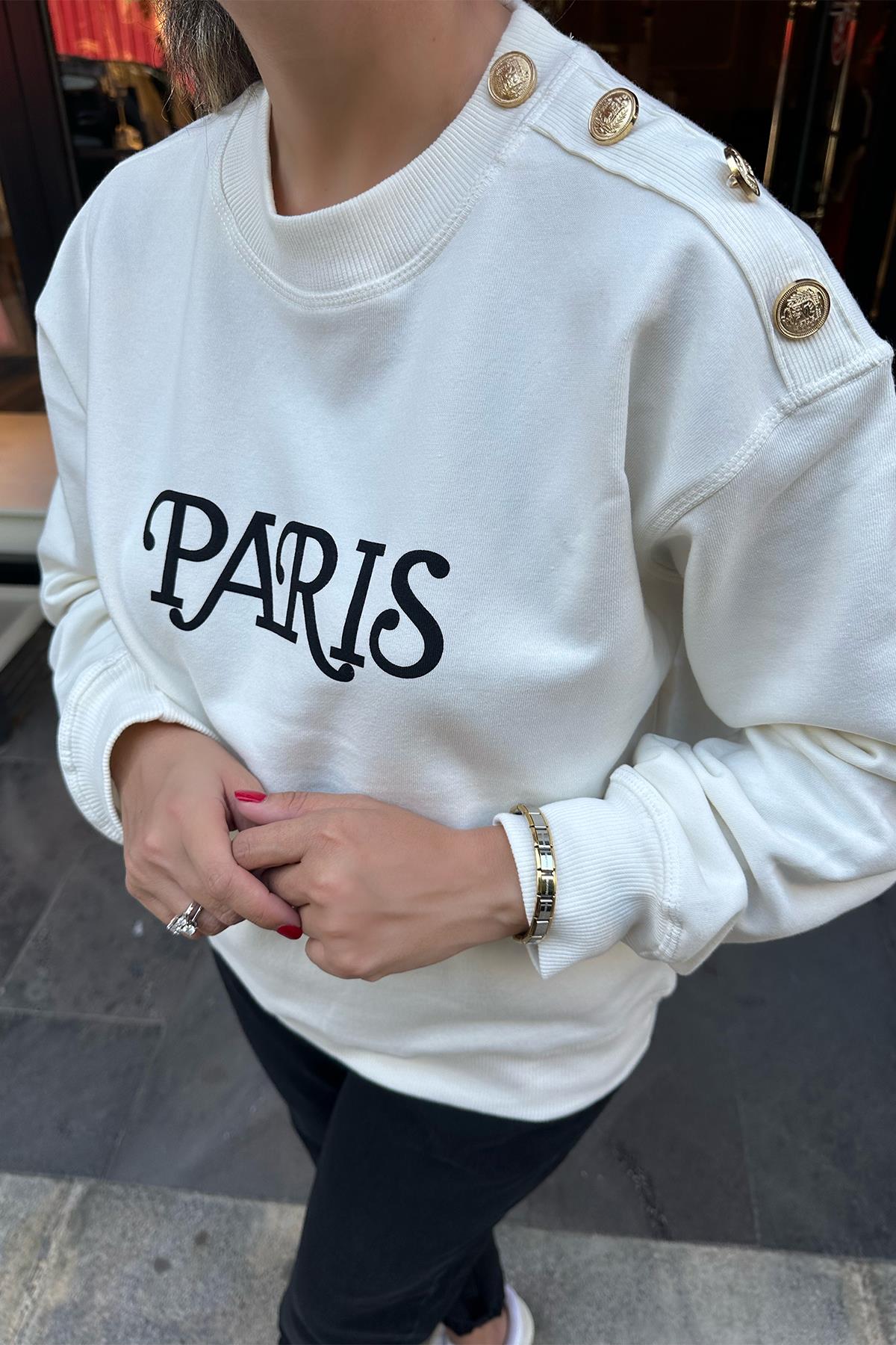 Omuzu Gold Düğme Detaylı Beyaz Sweatshirt
