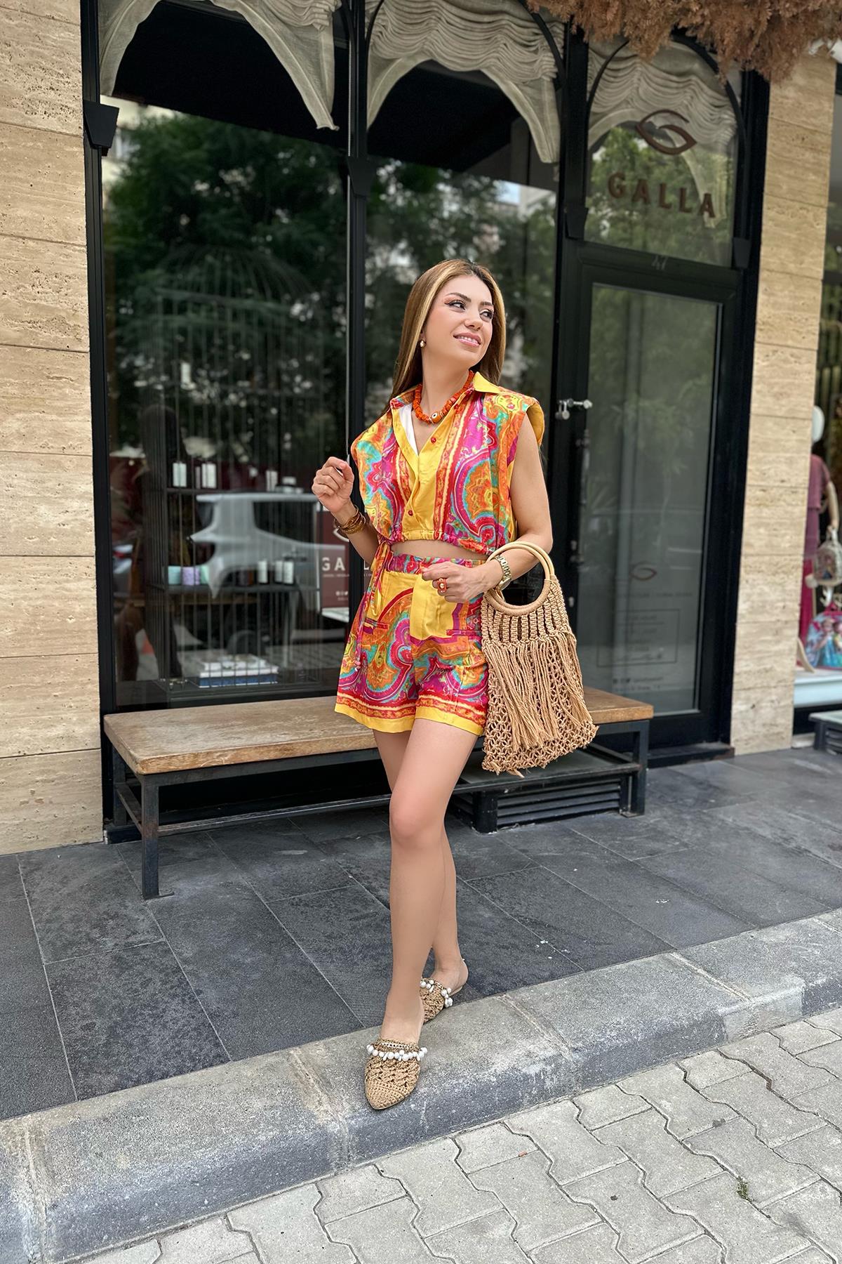 Pamuk Saten Renkli Desenli Şort Takım
