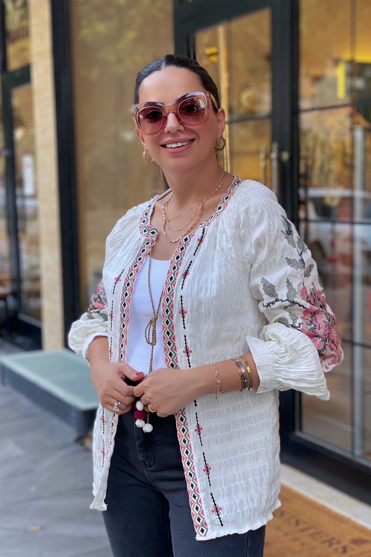 Pembe Püskül Nakış Detaylı Ceket