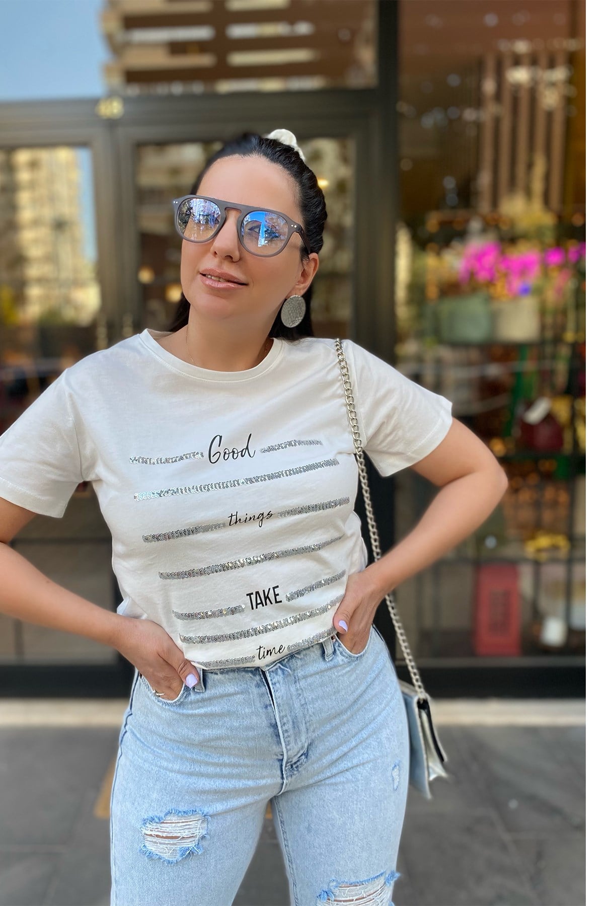 Pullu Beyaz Tshirt