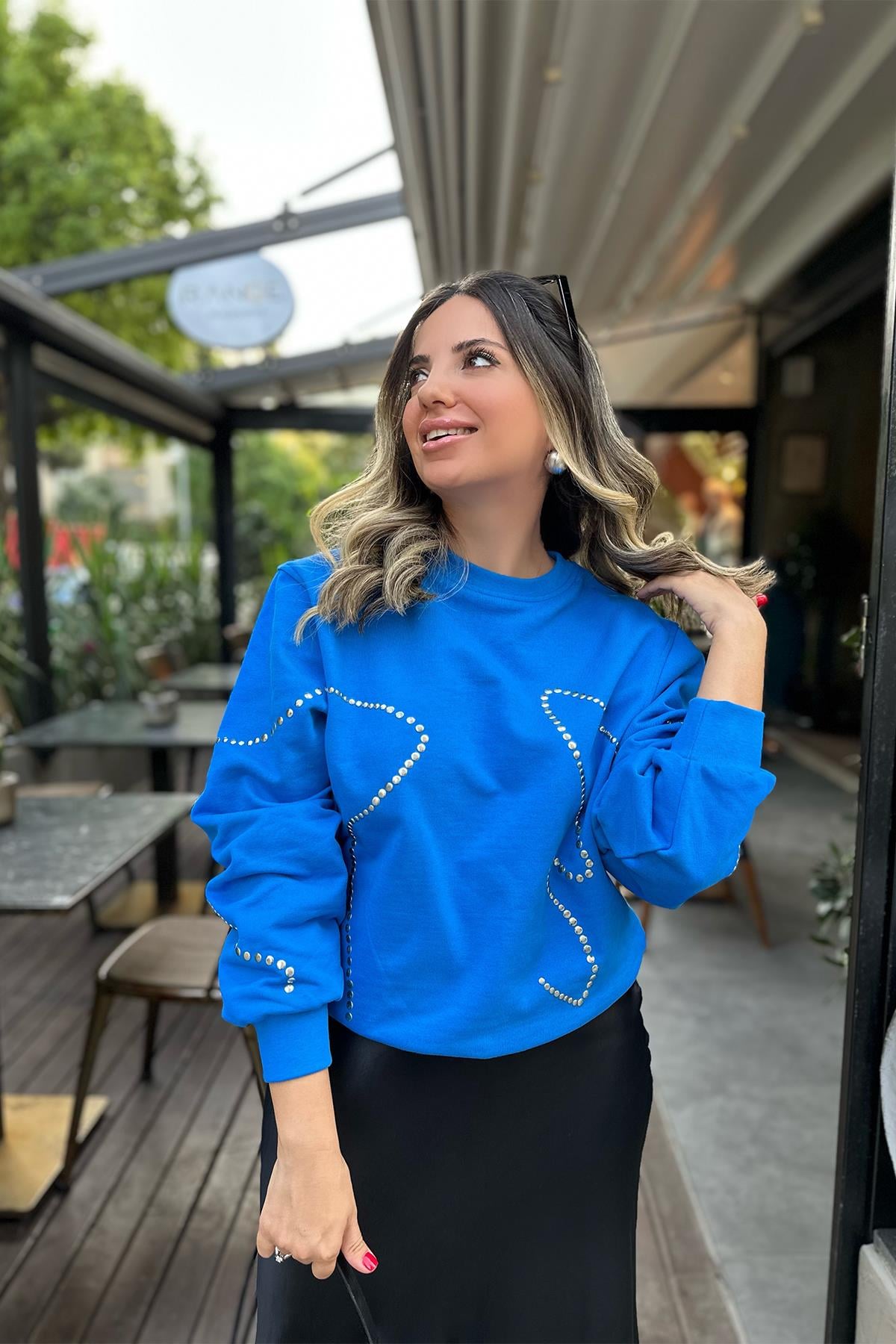 Saks Mavi Desen Zımbalı Sweatshirt