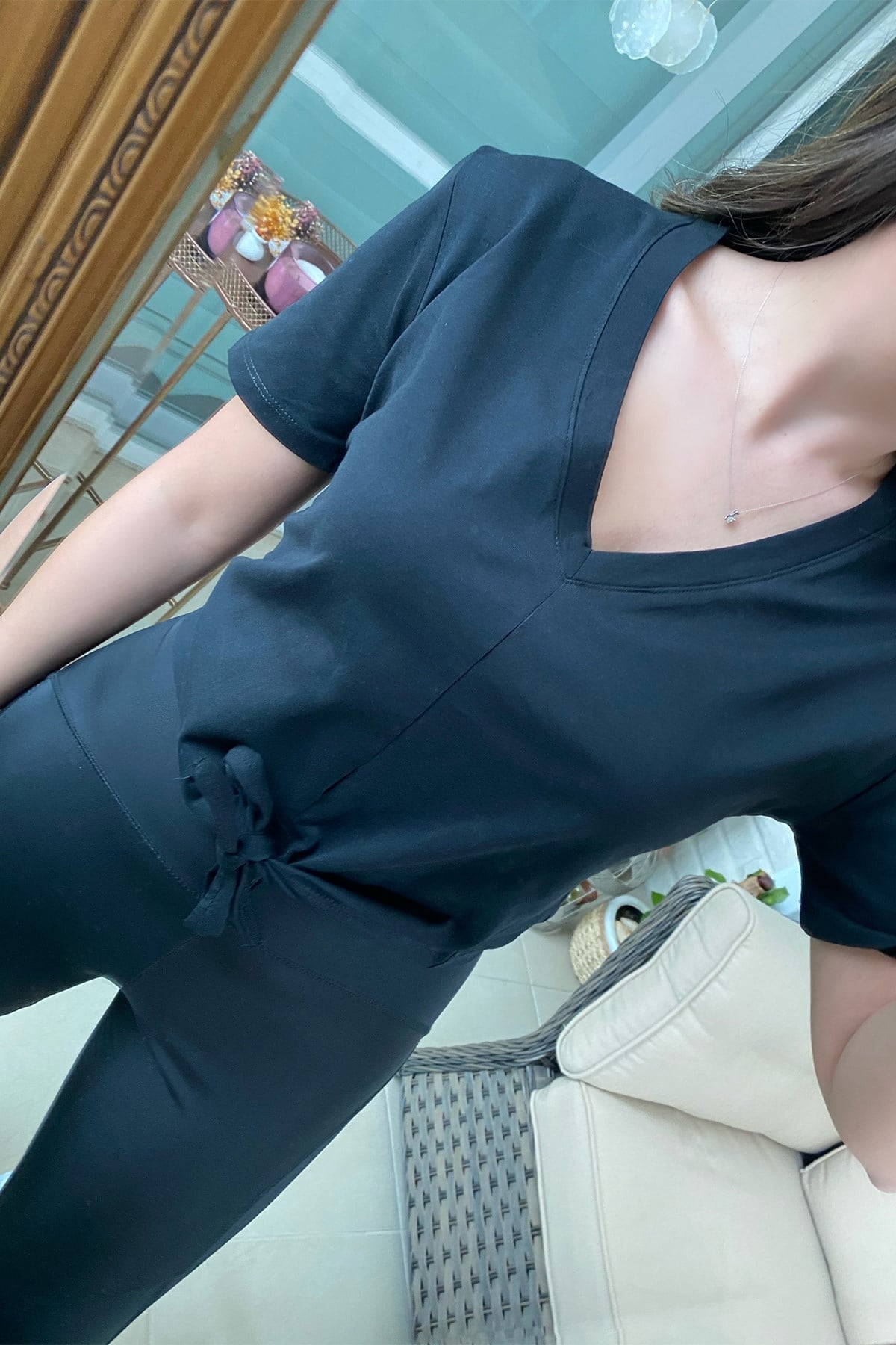 V Yaka Siyah  Önden Bağlamalı Basic Tshirt