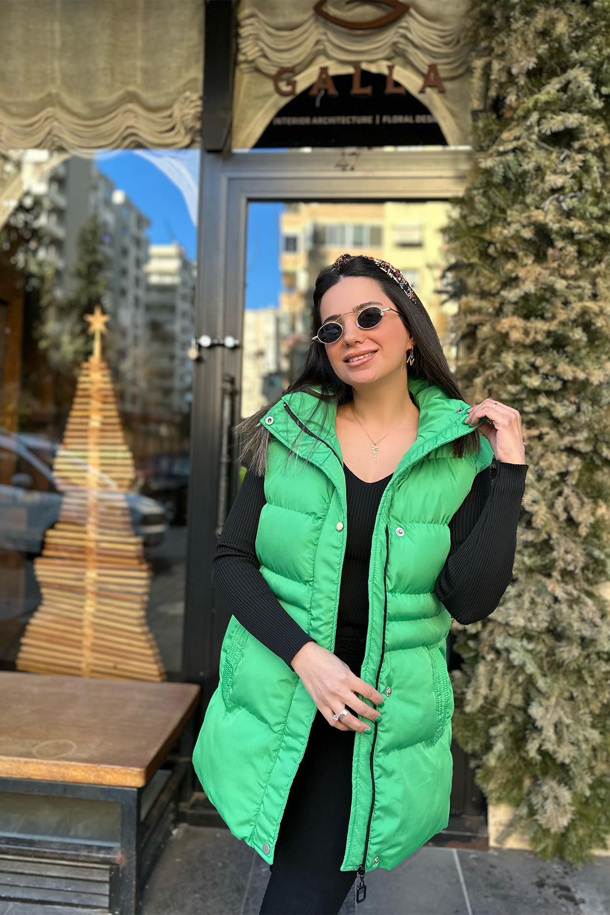Yeşil Şişme Yelek