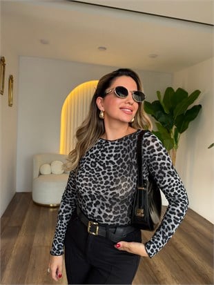 12422 Leopar Kayık Yaka Uzun Kol Bluz