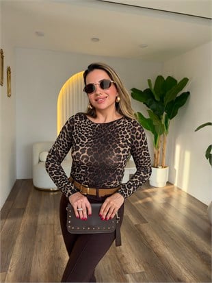 12422 Leopar Kayık Yaka Uzun Kol Bluz