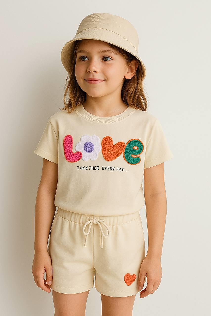 10208 Kids Love Nakışlı Takım 3-4/9-10 Yaş