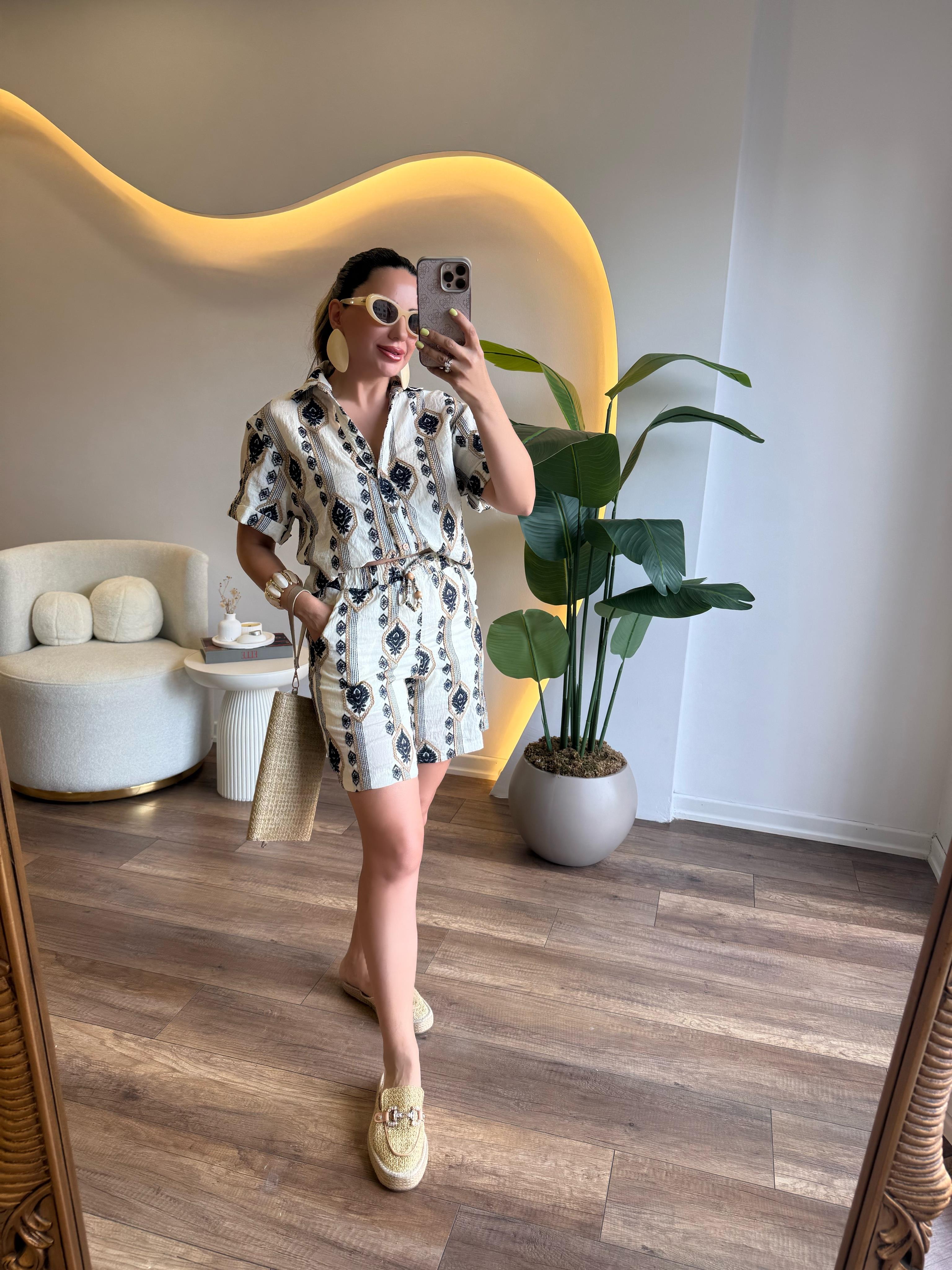 10221 Premium Lacivert Bej Desenli Takım