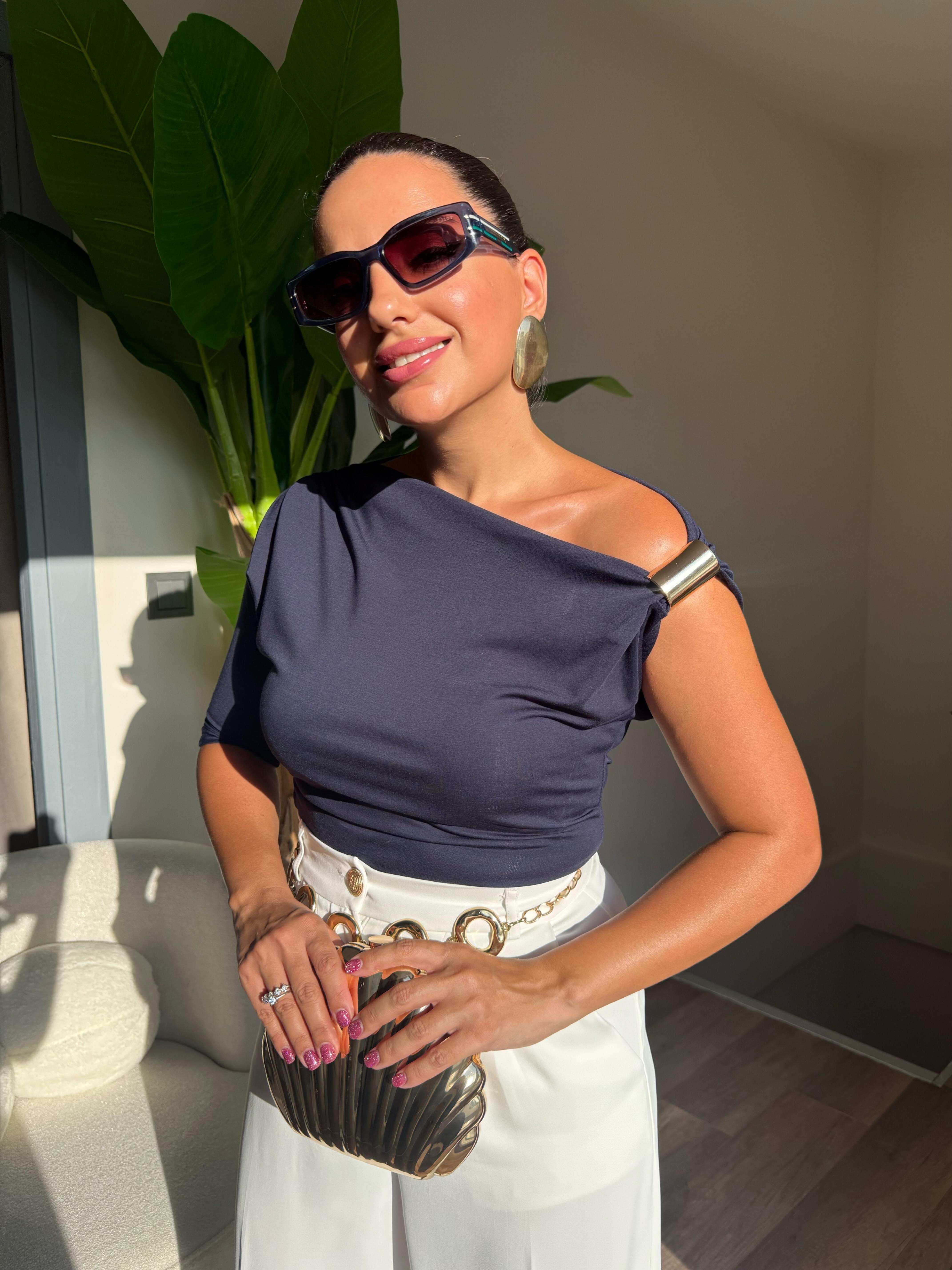 10488 Gold Toka Detaylı Bluz