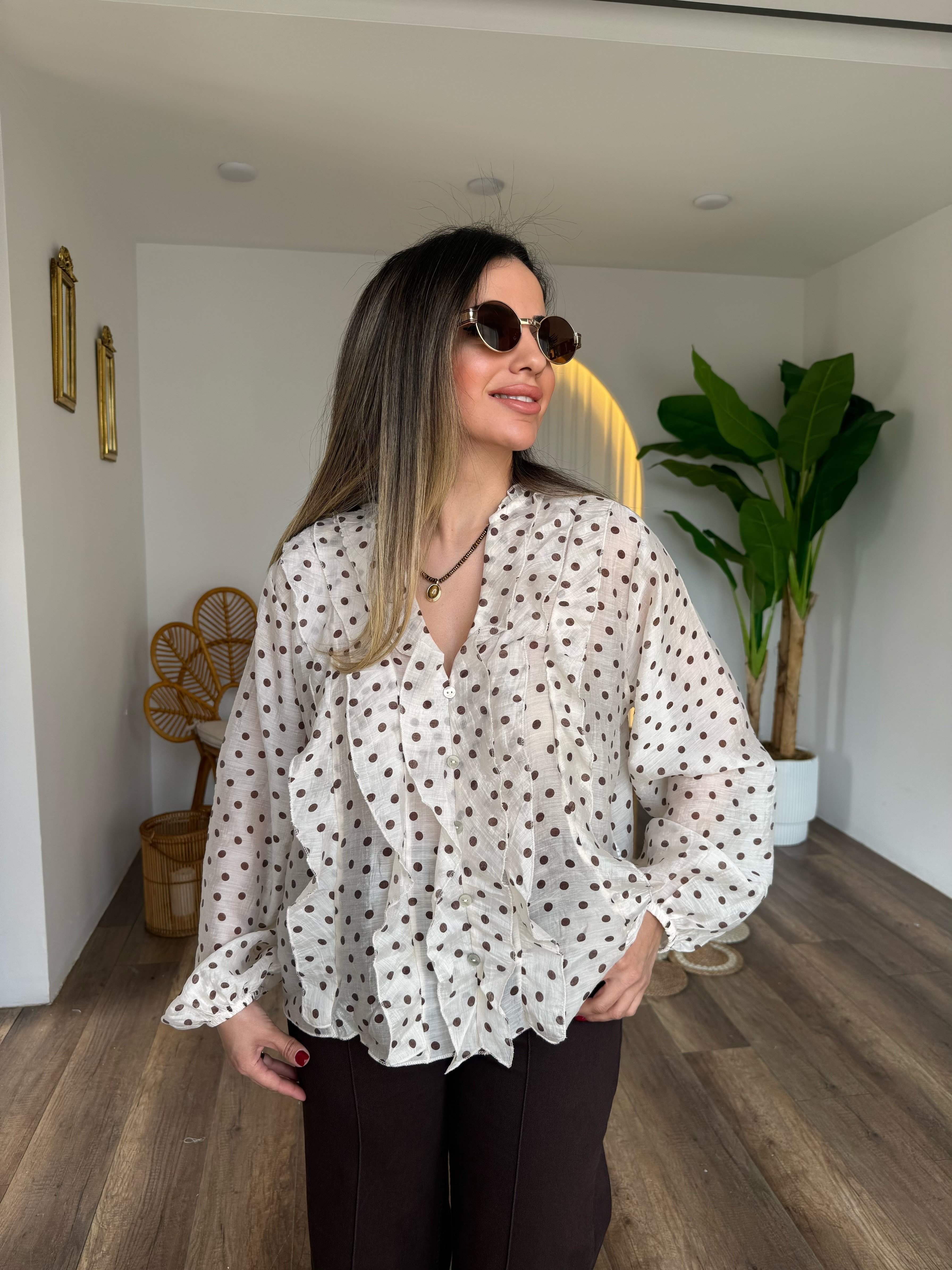 11566 Puantiye Detaylı Fırfırlı Bluz