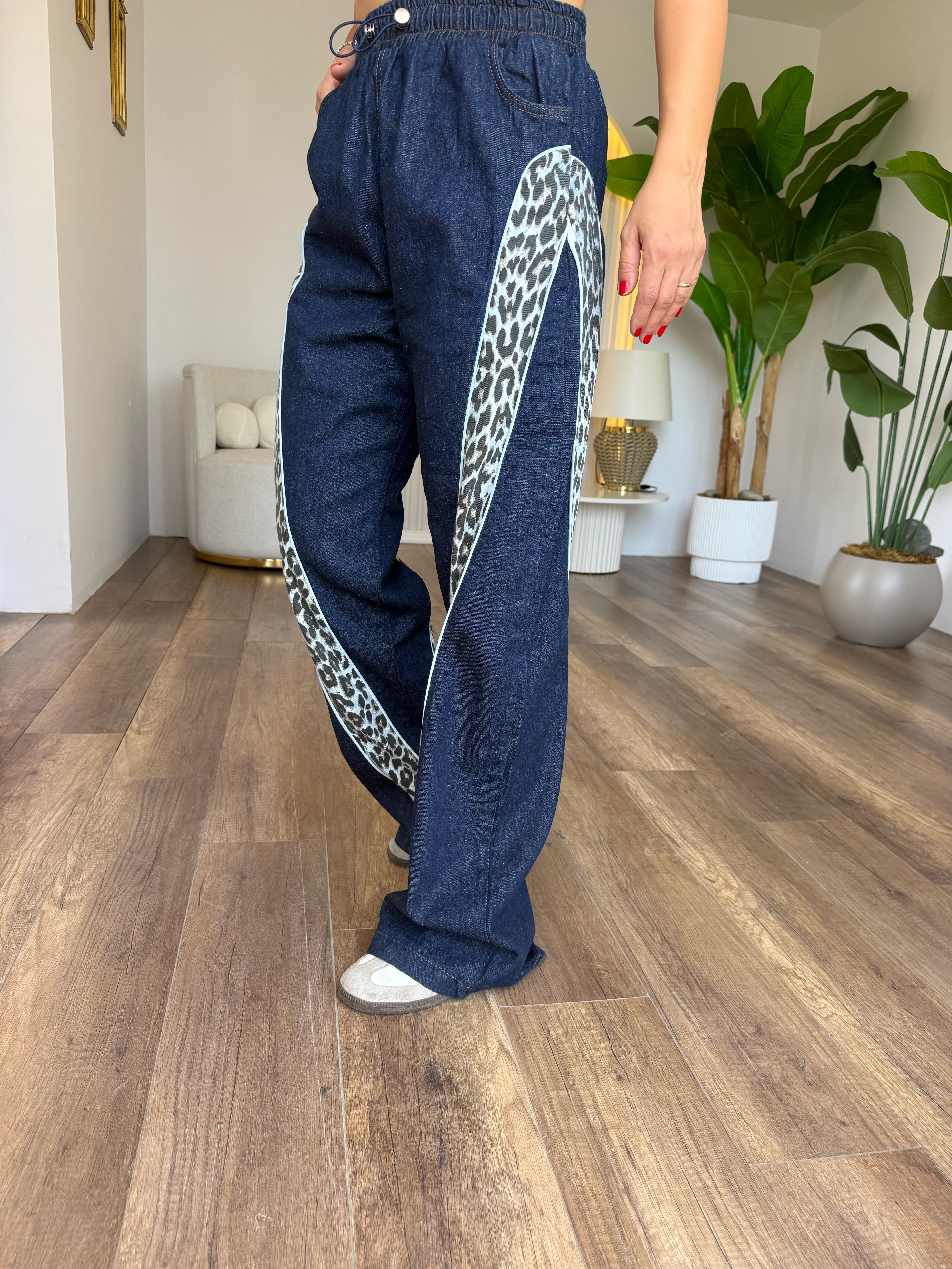 12146 Leopar Detaylı Denim Takım
