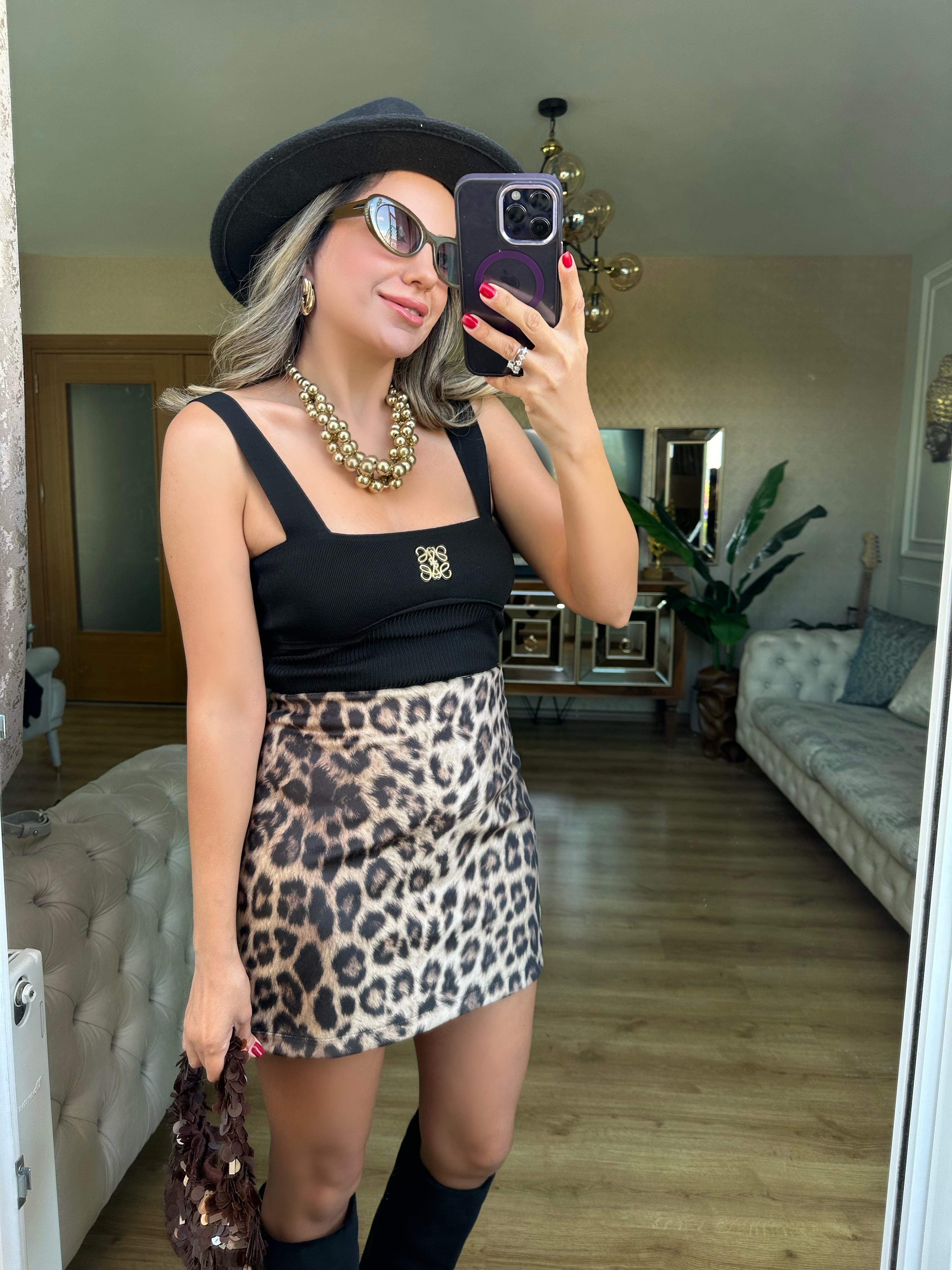 8492 Önü Gold Tokalı Triko Atlet