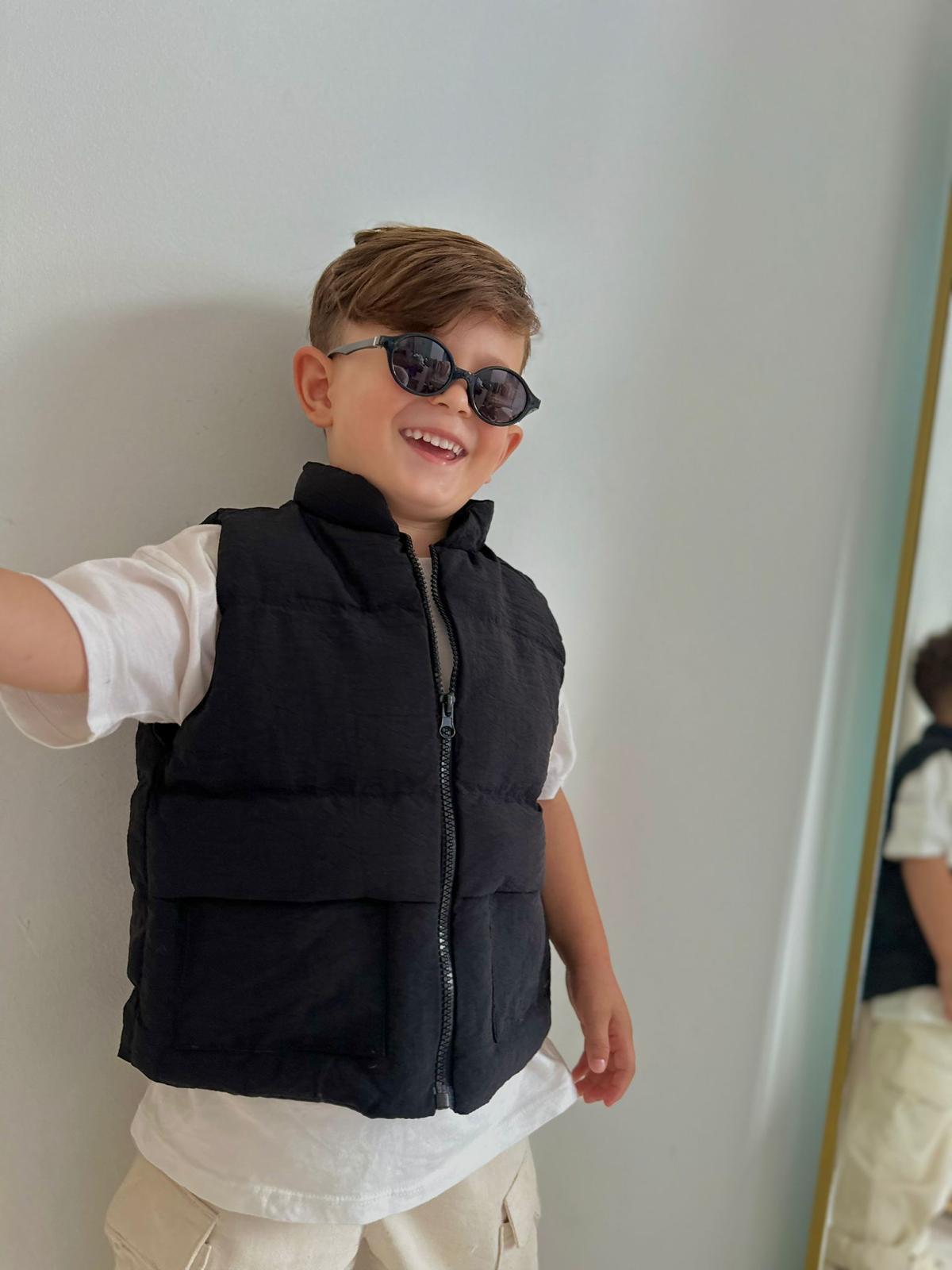 8673 Kids Kapaklı Cepli Yelek 2-3/7-8 yaş