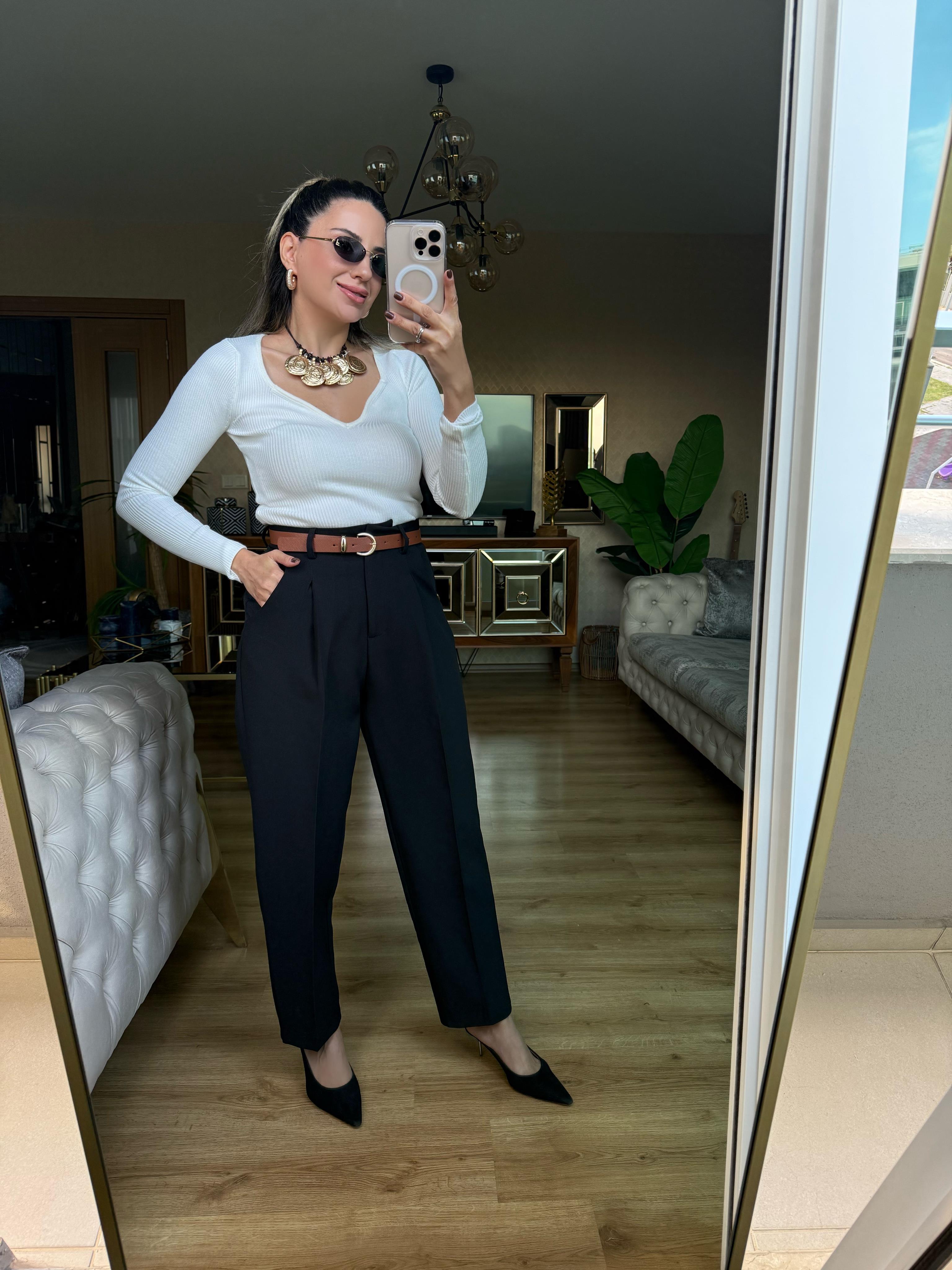 8772 Kemerli Pantolon