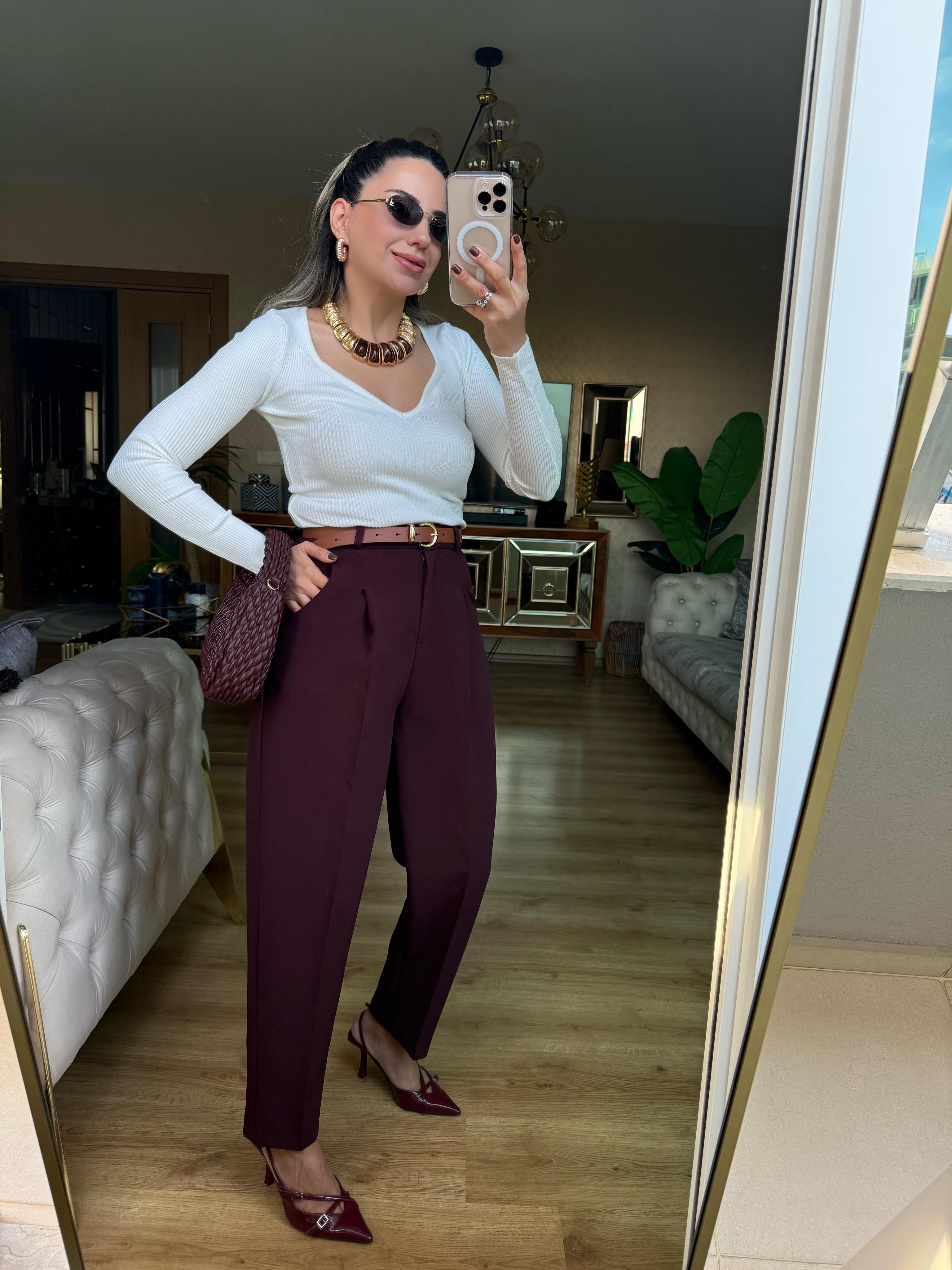 8772 Kemerli Pantolon