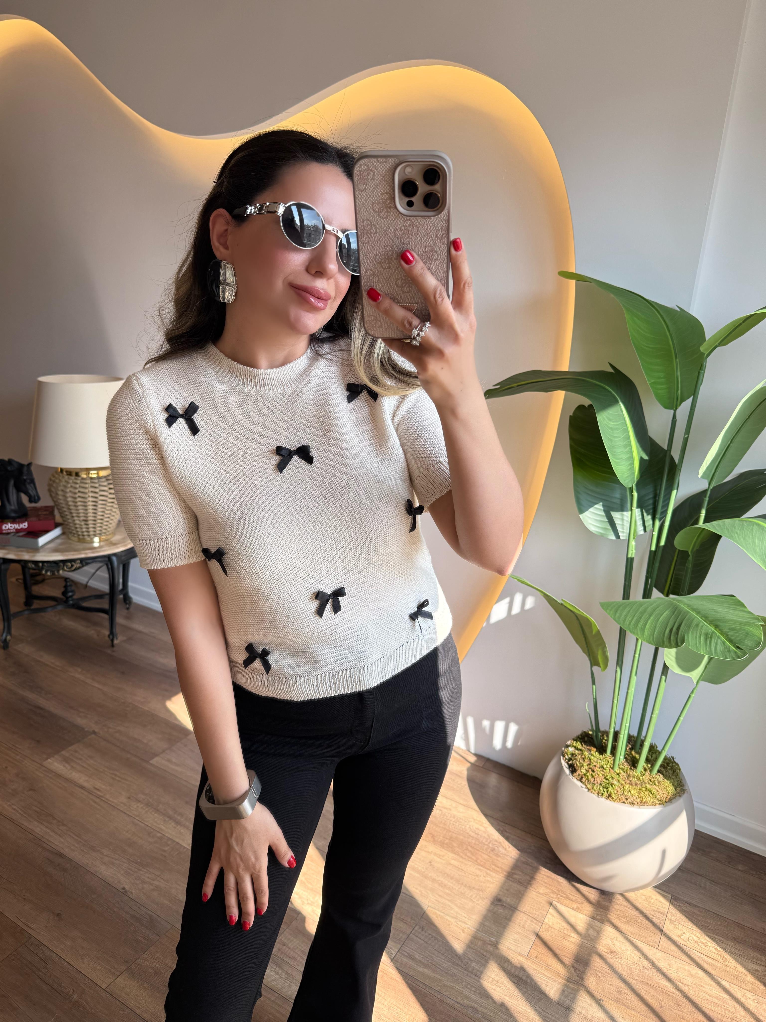 9514 Fiyonk Detaylı Yarım Kol Bluz