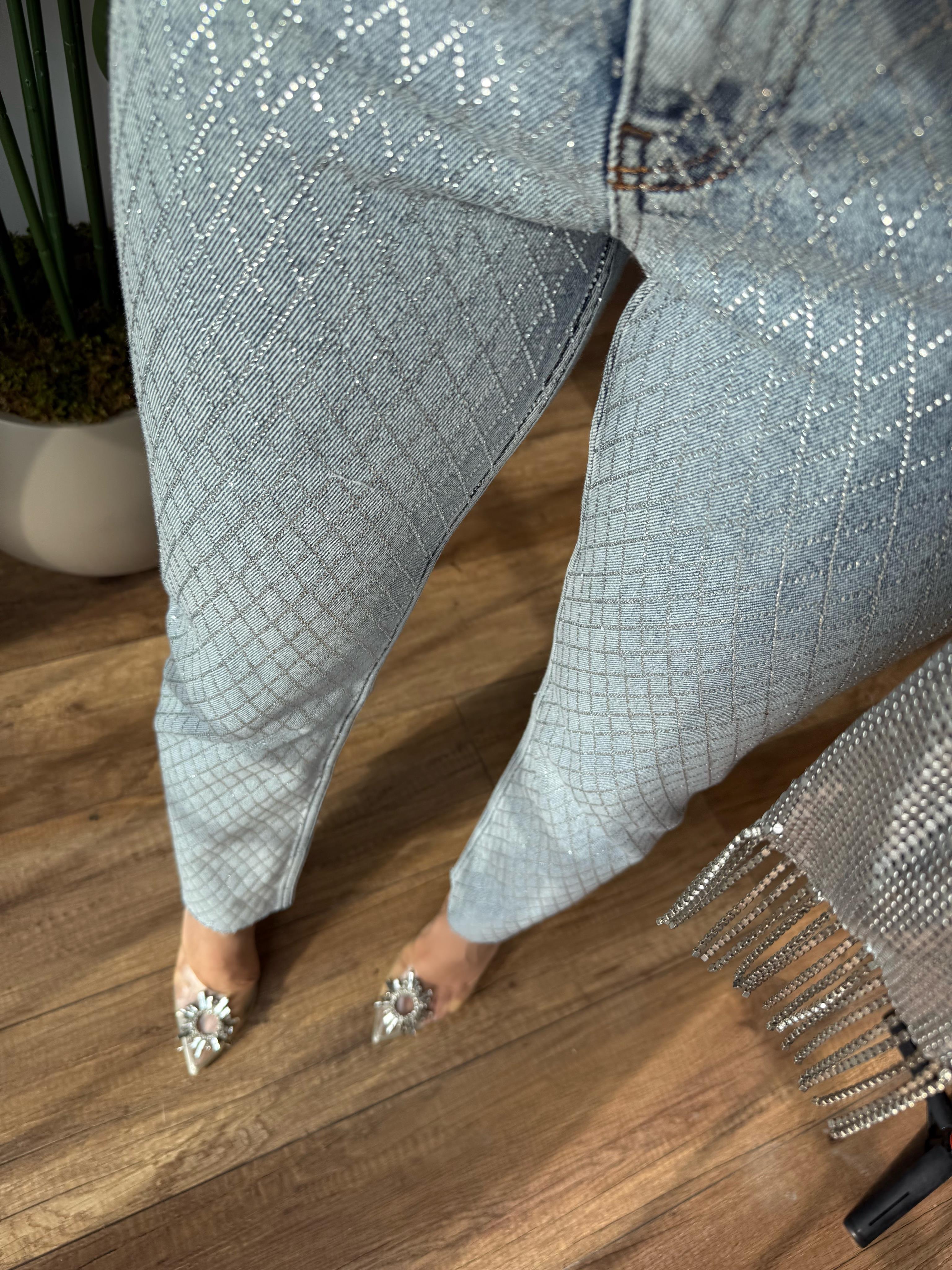 9581 Çapraz Taş Detaylı Jean