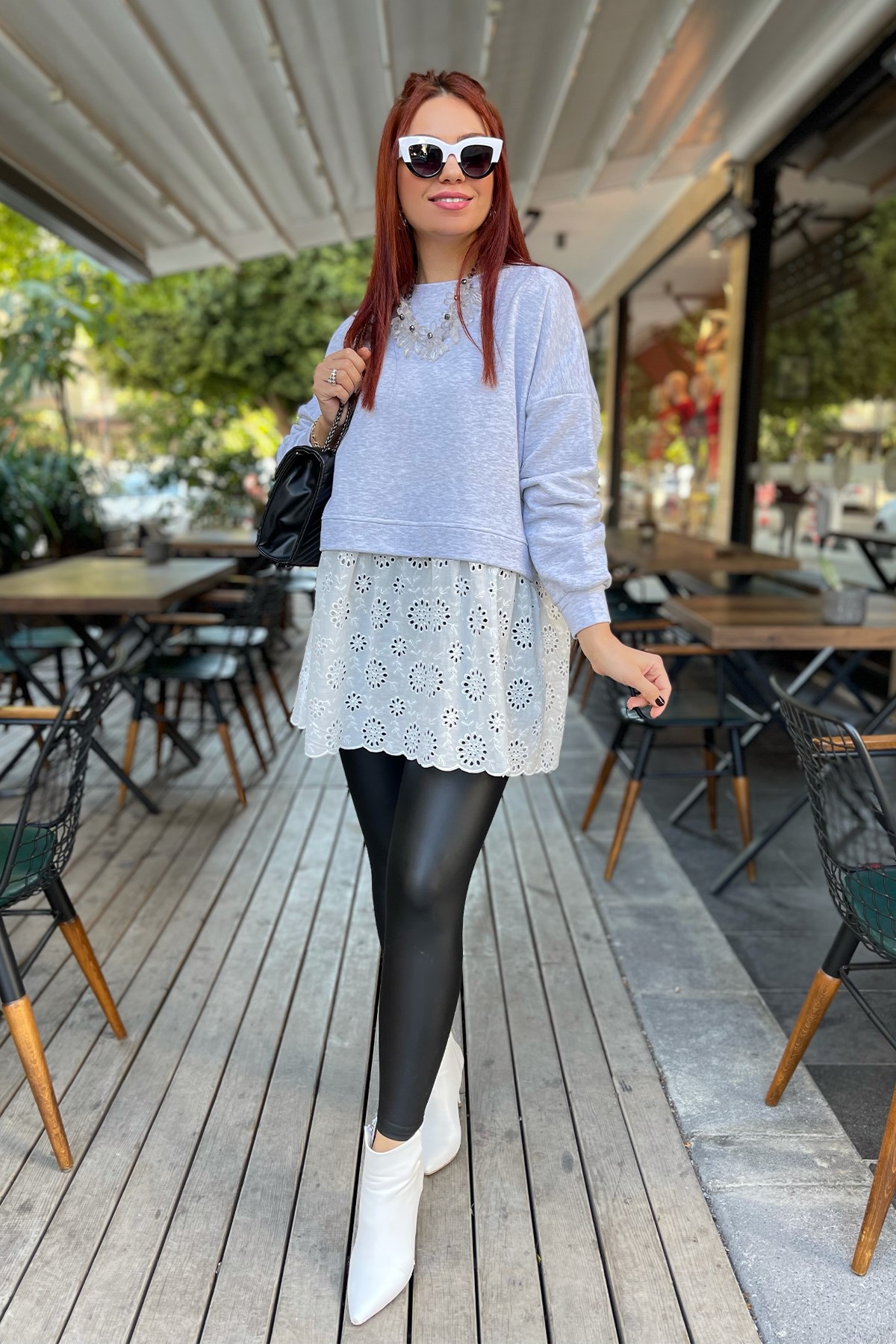 Alt Güpür Detaylı Sweatshirt