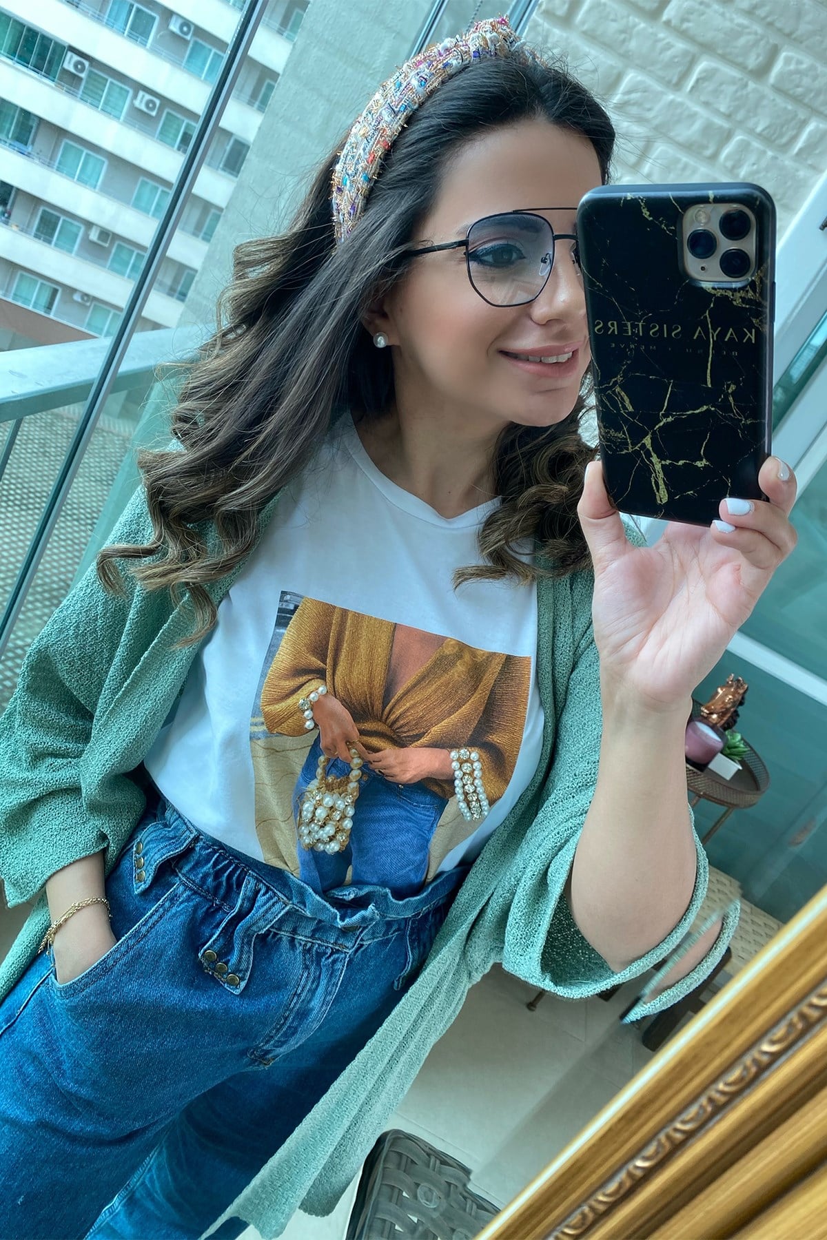 Beyaz İnci Taş Detaylı Tshirt