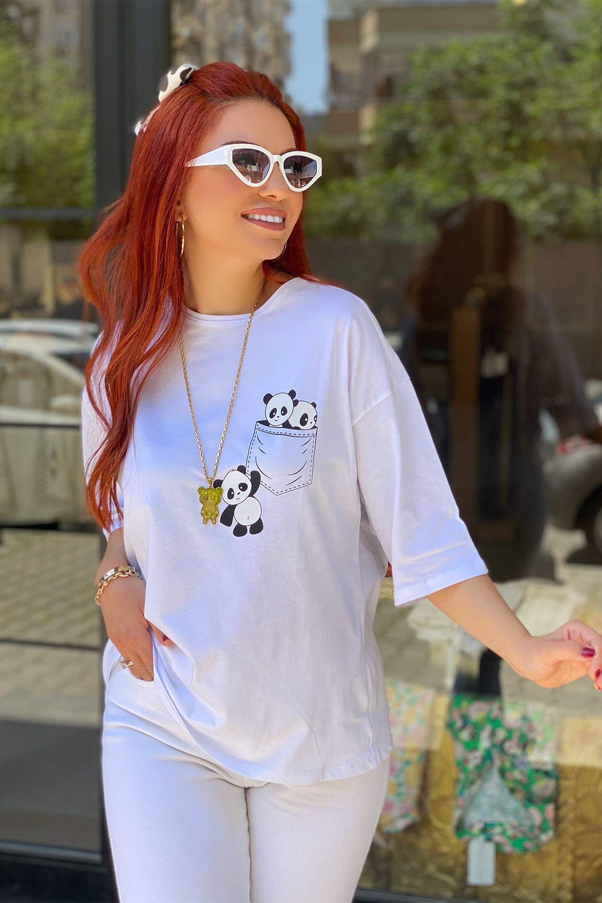 Beyaz Panda Detaylı Tshirt