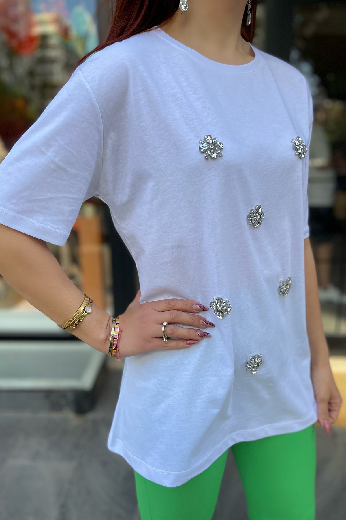 Beyaz Taşlı Tshirt