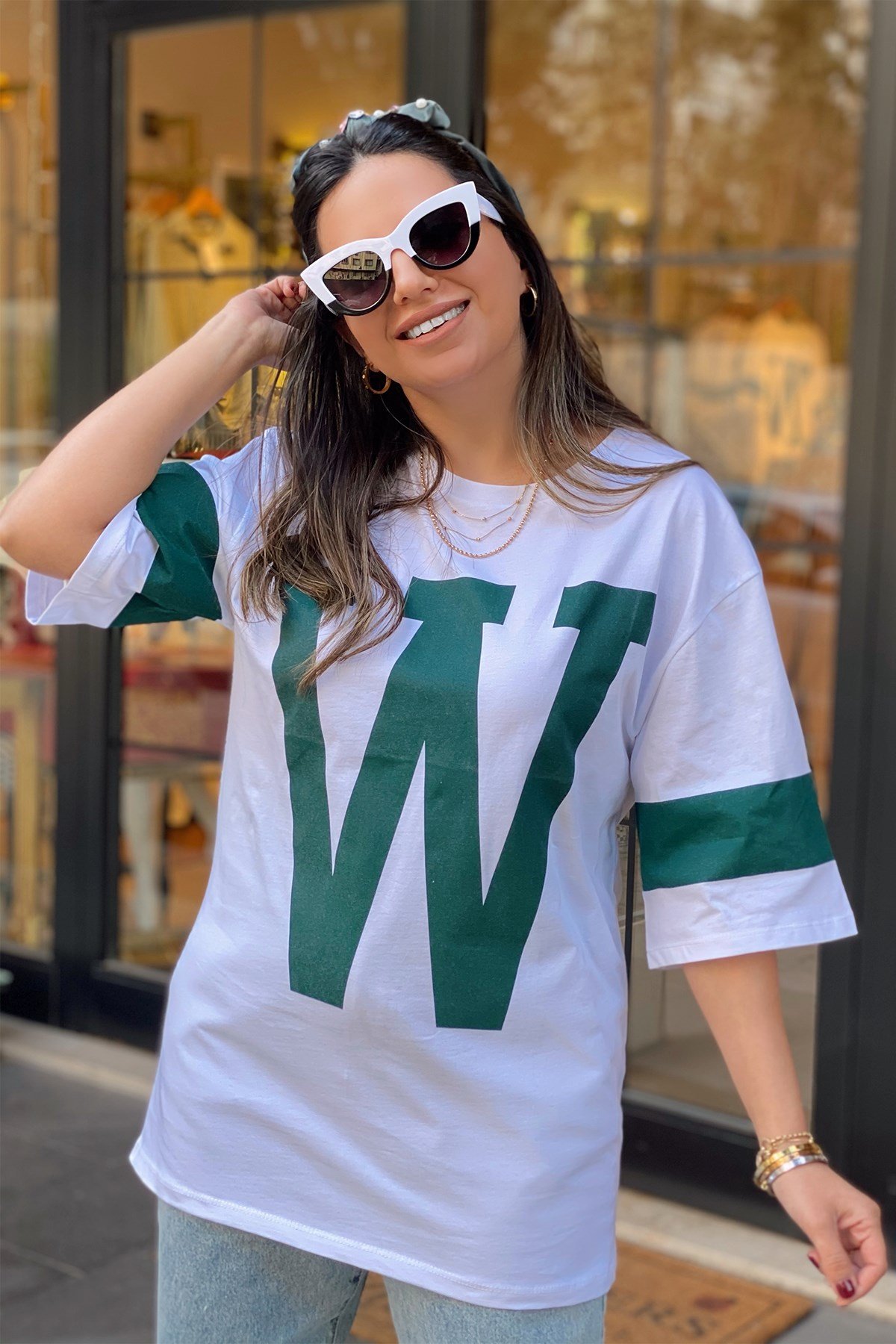 Beyaz W Baskılı Tshirt