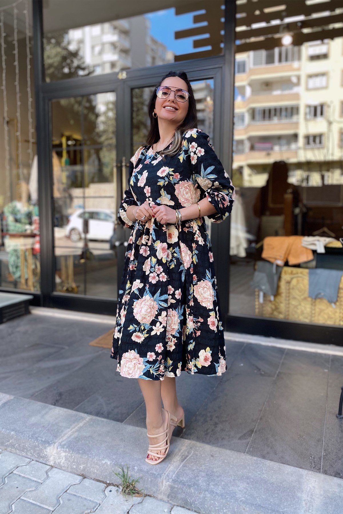 Bisiklet Yaka Çiçek Desenli Elbise