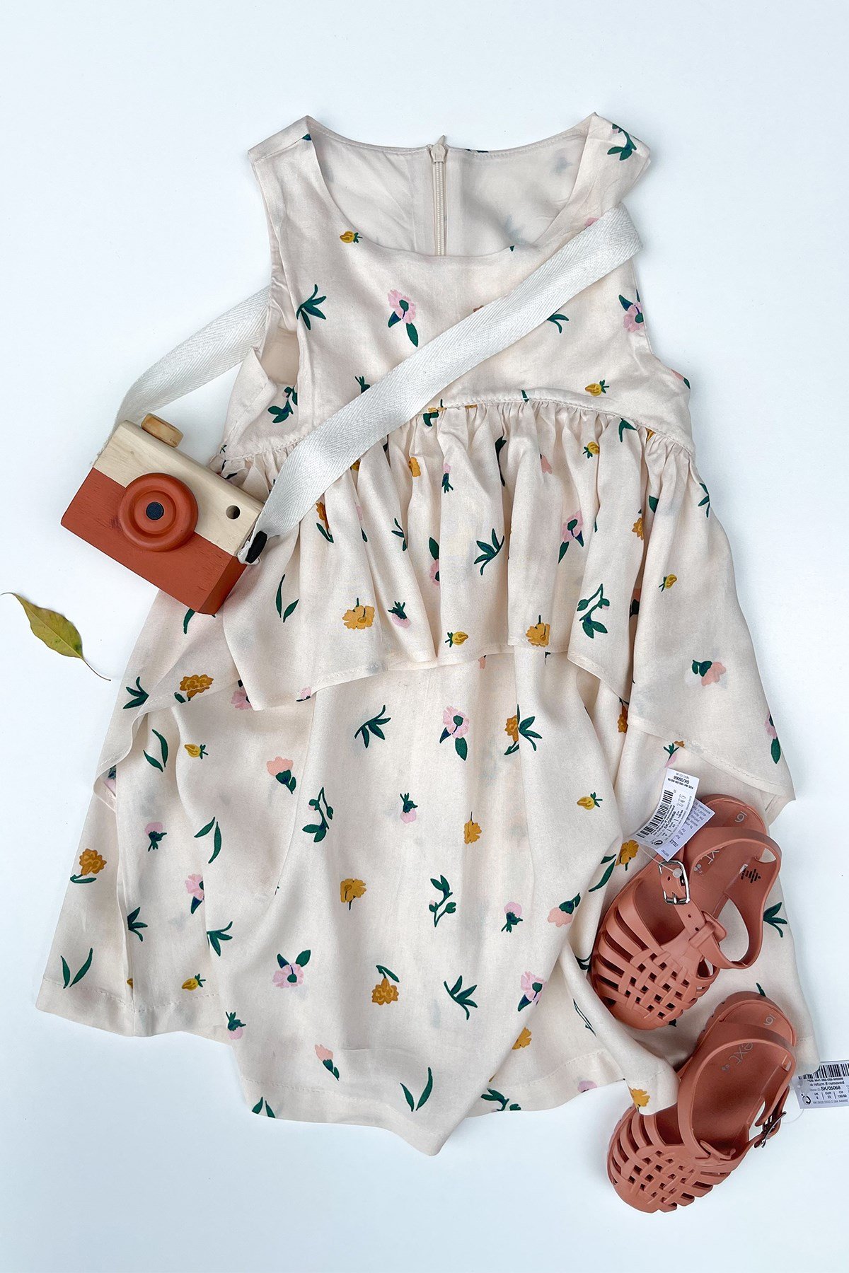 Çiçek Askılı  Elbise