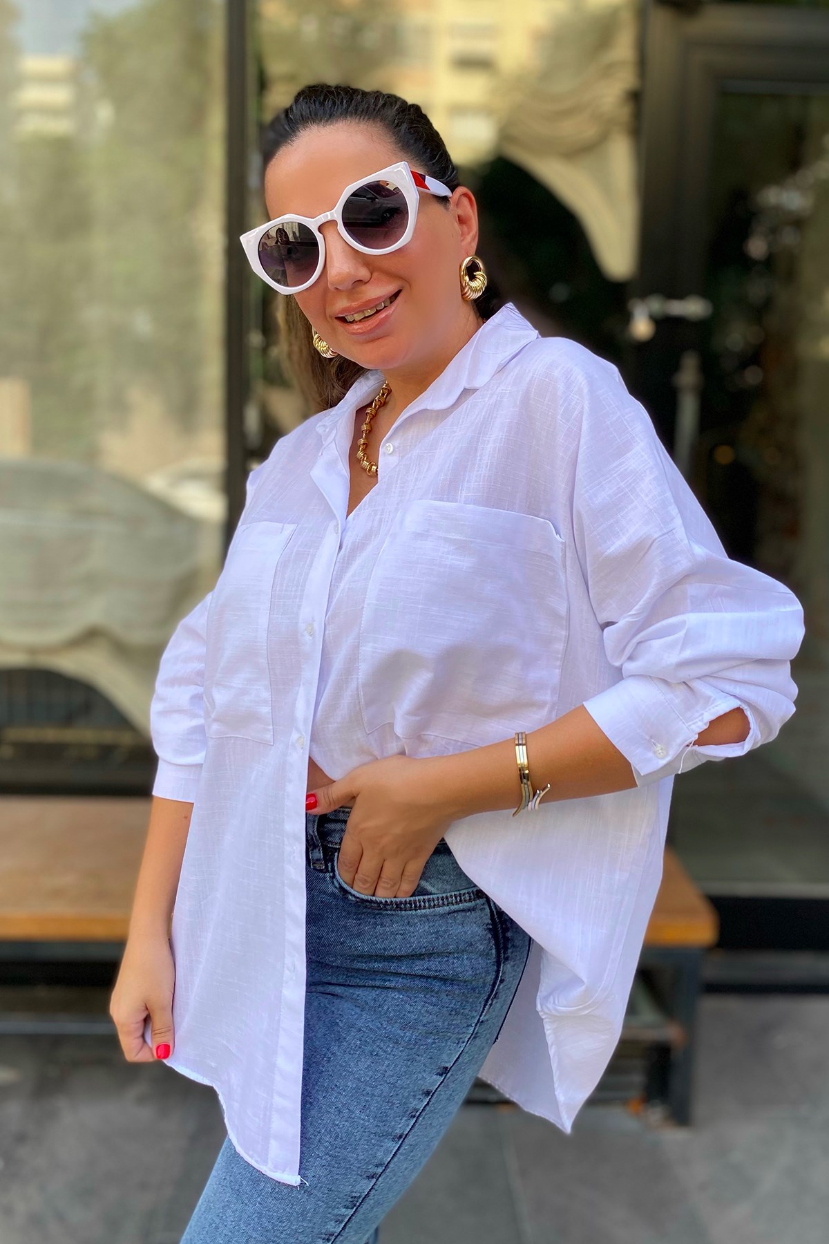 Çift Cepli Beyaz Oversize Gömlek