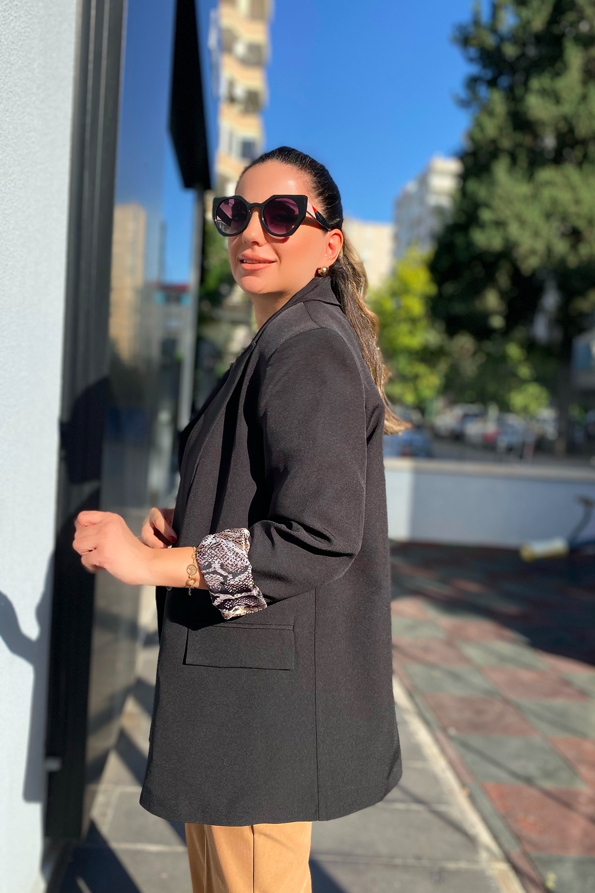Çift Düğmeli Siyah Blazer Ceket