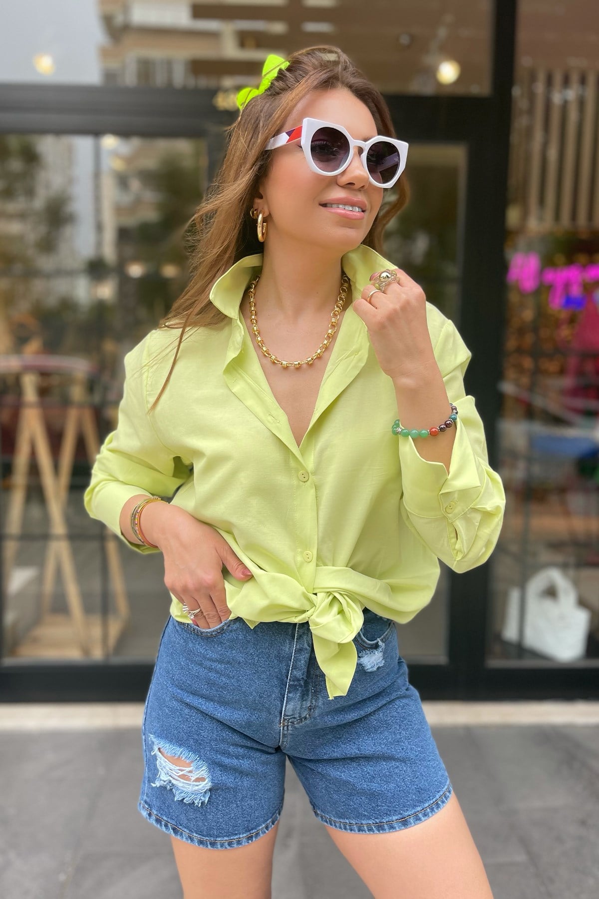 Geniş Manşetli Neon Ywşil Gömlek
