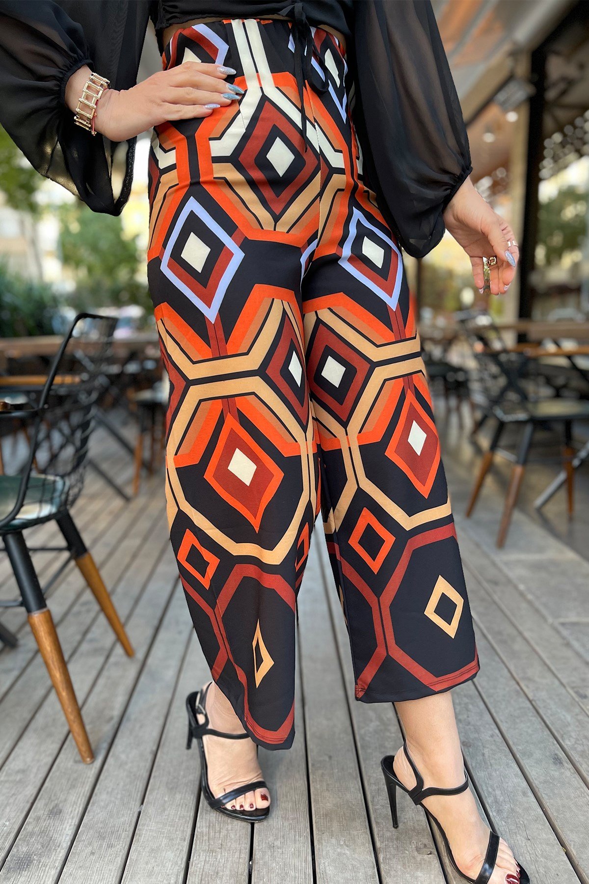Geometrik Desenli Bol Paça.  Pantolon 