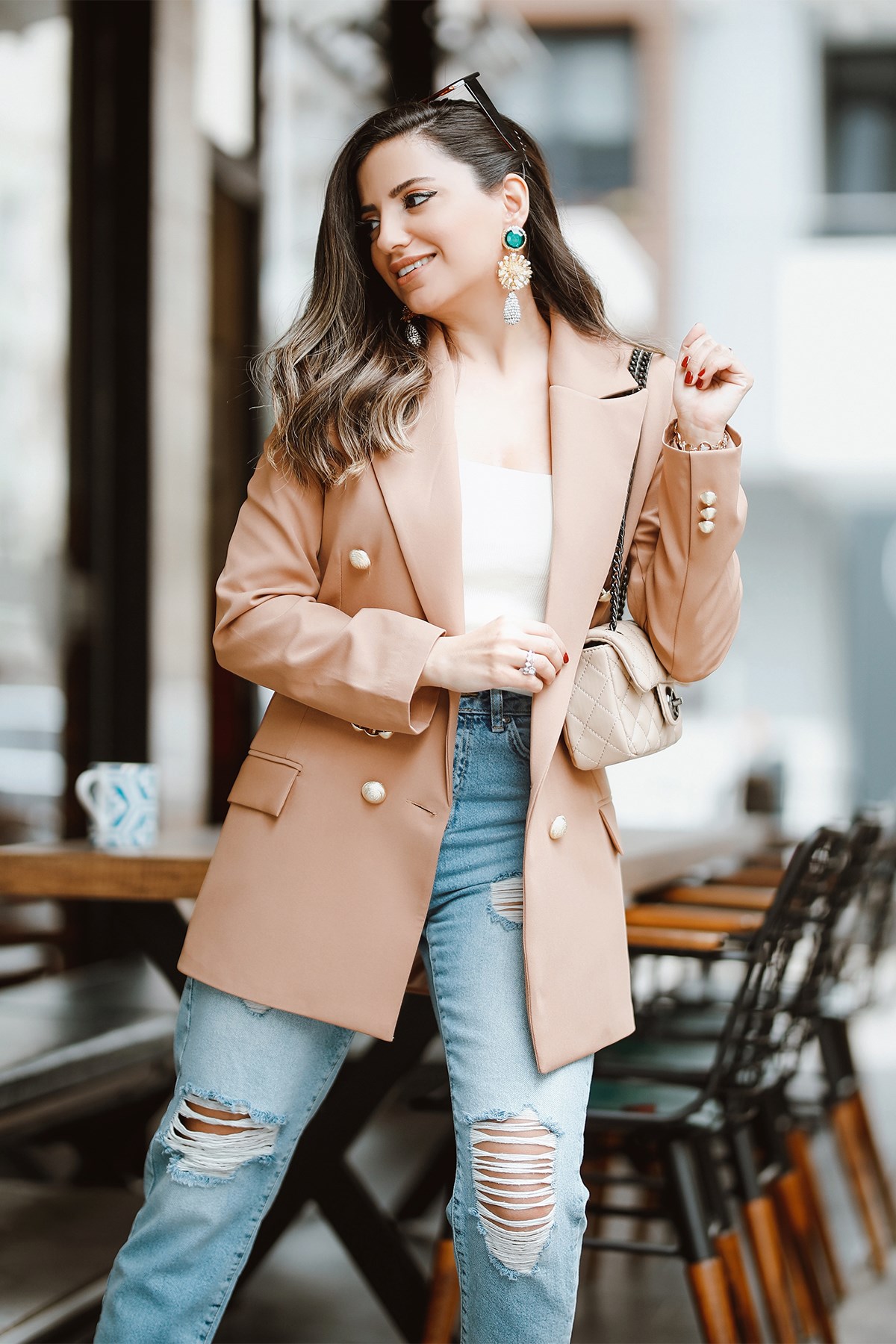 Gold Düğme Detaylı Bej Blazer Ceket
